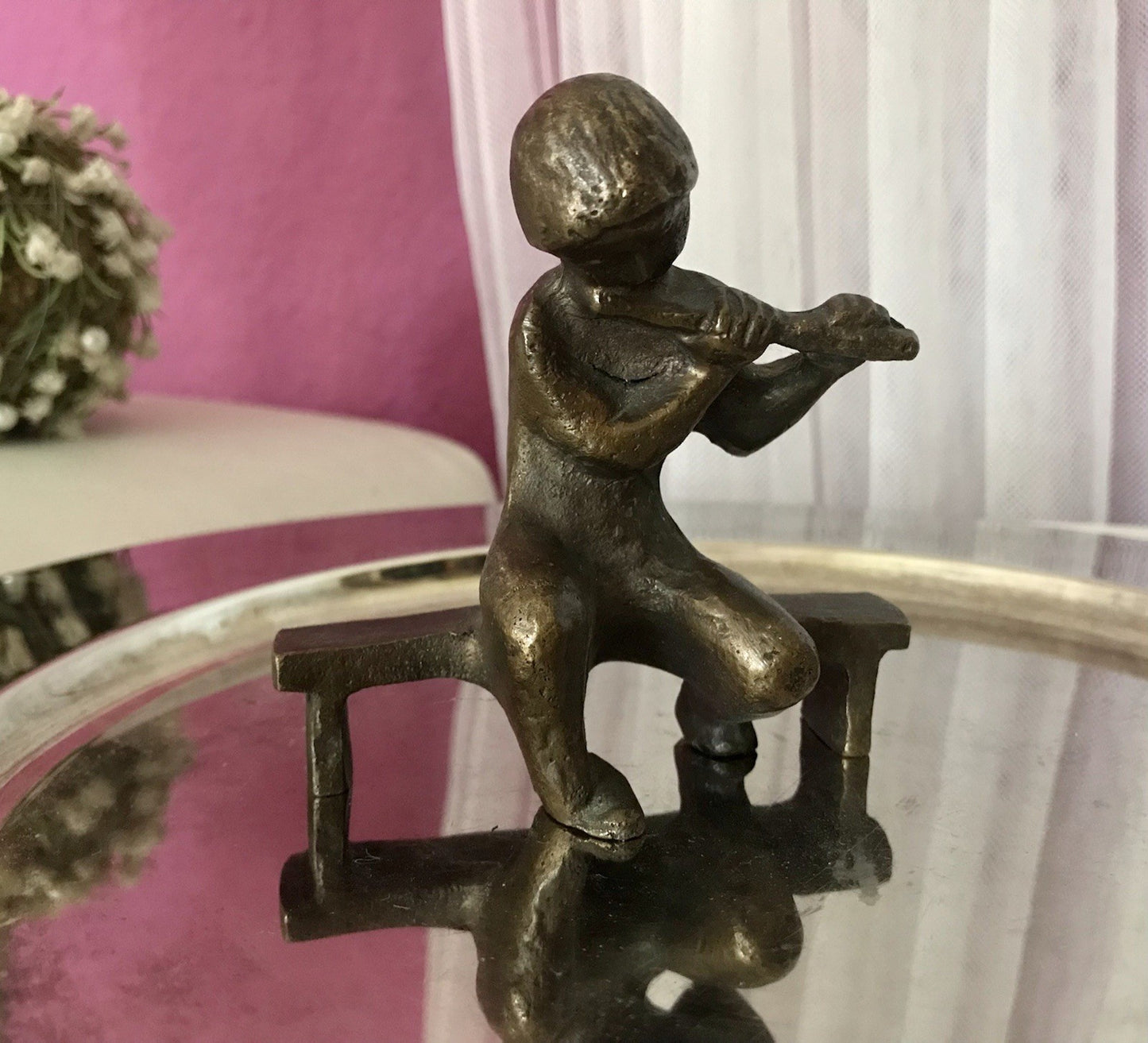 Vintage Bronze Figur Kind Junge Skulptur Fischedick Junge mit Flöte auf der Bank