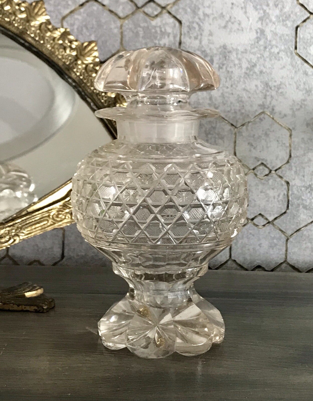Antik uralt ~1850 Glasdose Schale m. Fuß Bonboniere Kristallglas Schliff Schnitt