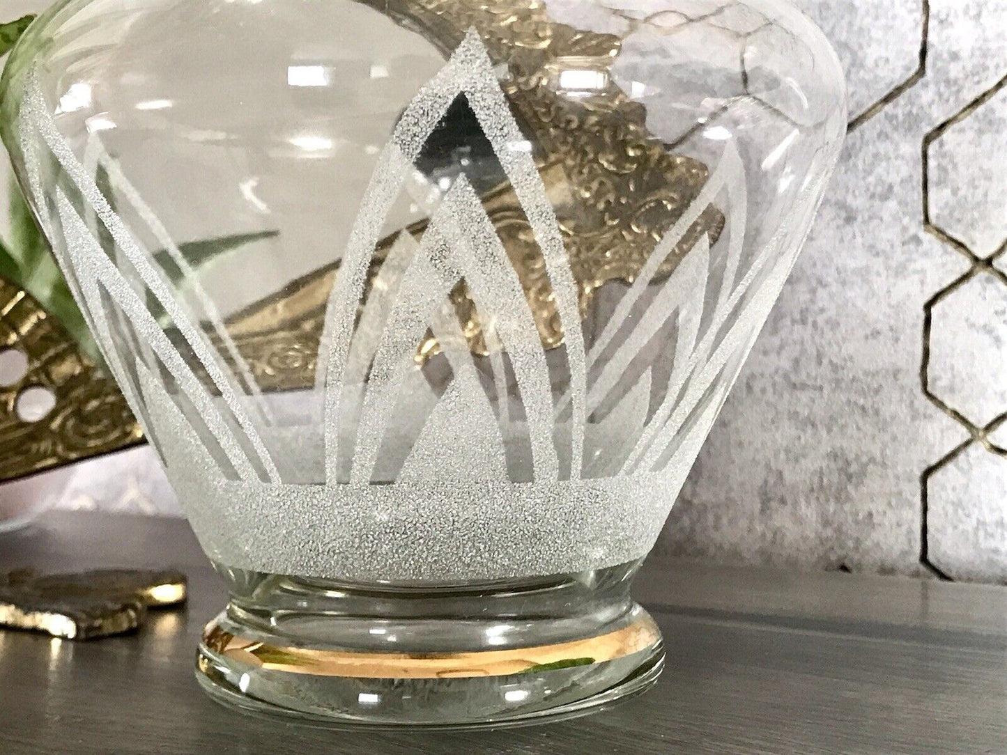 Antik Art Déco Likör Karaffe Glas schwarzer Stopfen Kröselaufschmelzungen
