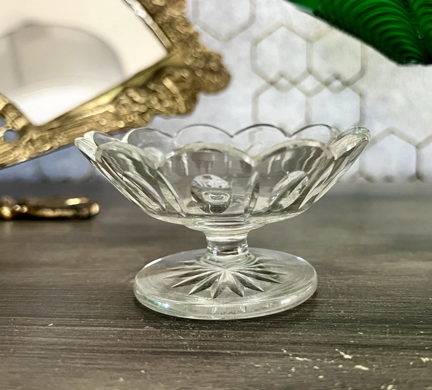 Antik Biedermeier kleine Fußschale Schale Glasschale um 1850 Oliven