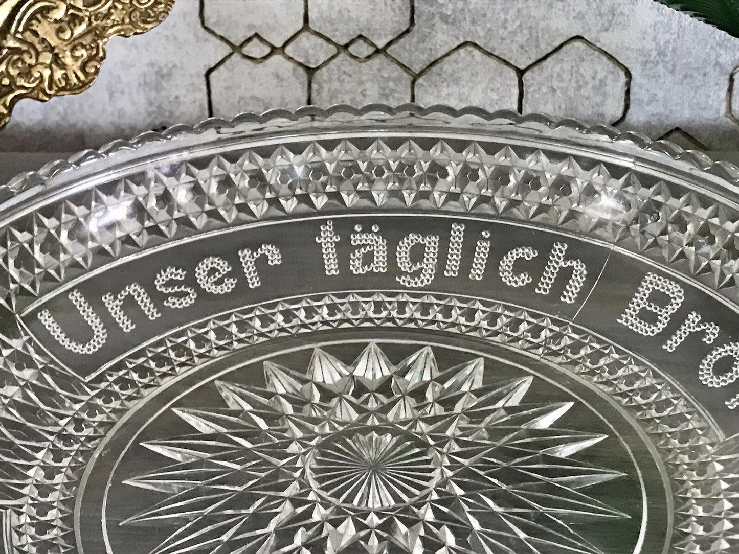 Art Déco Pressglas Schale Antik Brotschale Unser täglich Brot gib uns heute Glas