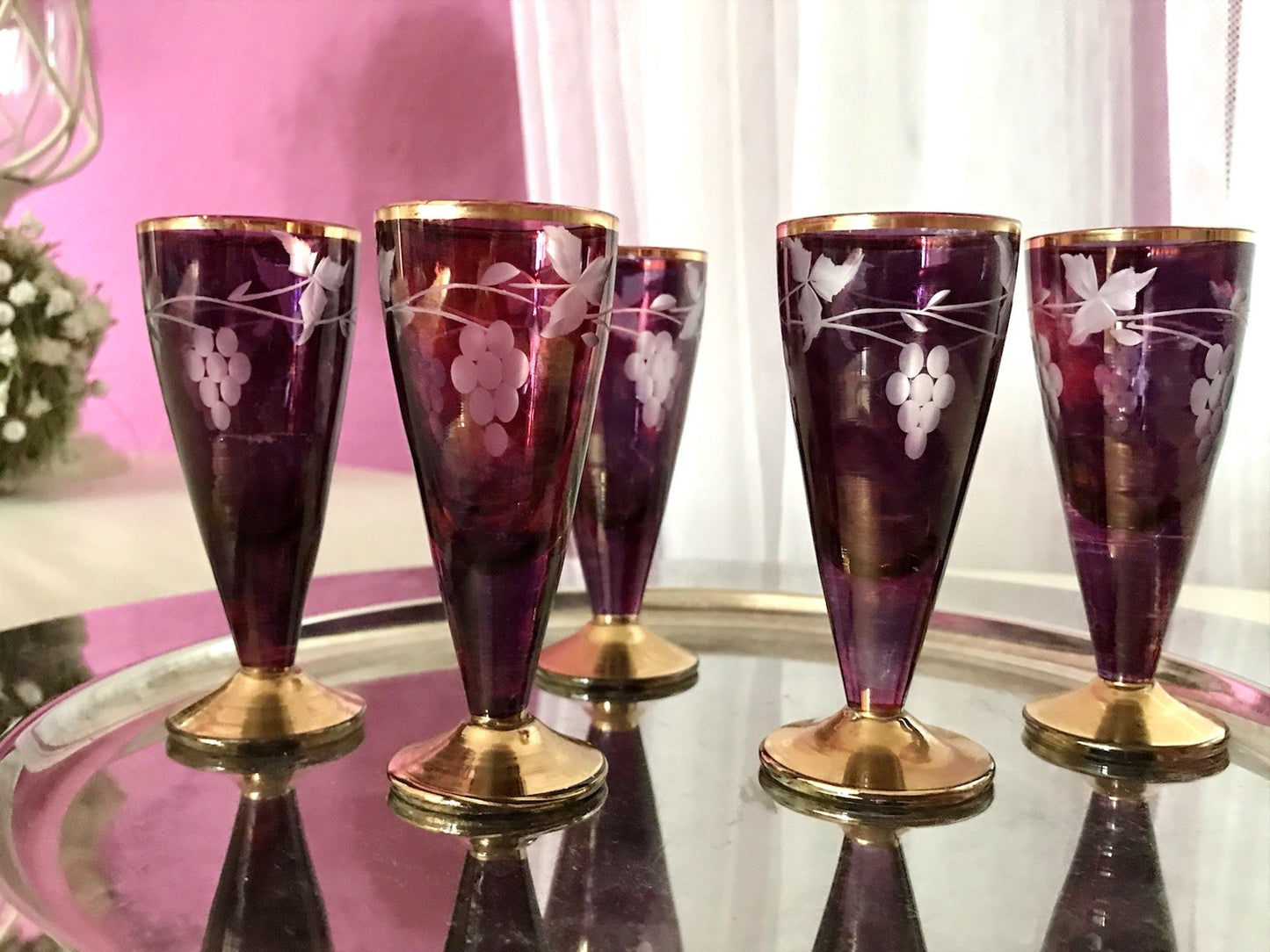 Antik Jugendstil Art Déco 5 Pinnchen Schnapsgläser Golddekor Gläser Schliff ROT