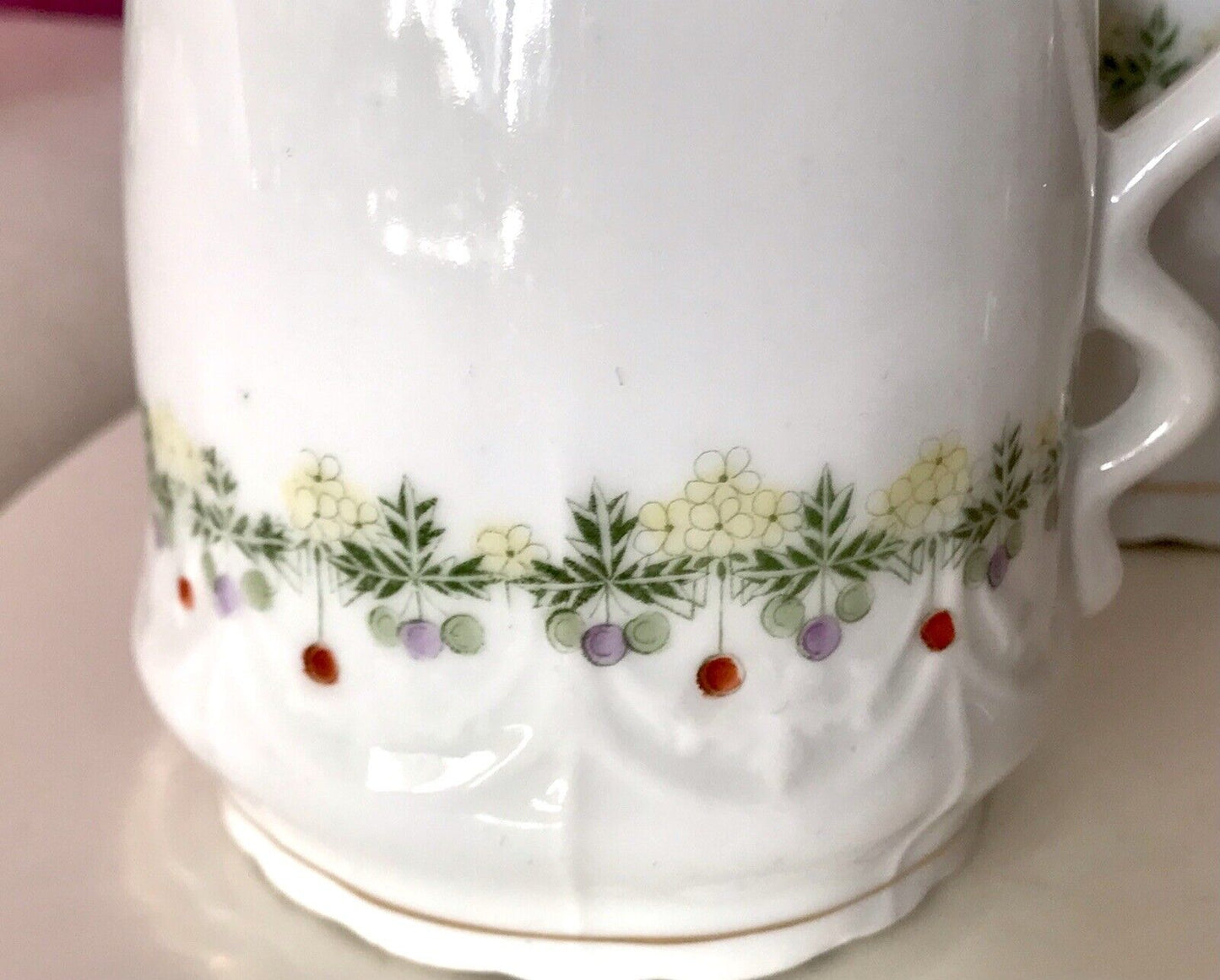 Antik Jugendstil Porzellan Kaffee Kernstück Kanne & Weihnachtsmotiv ! Ranken