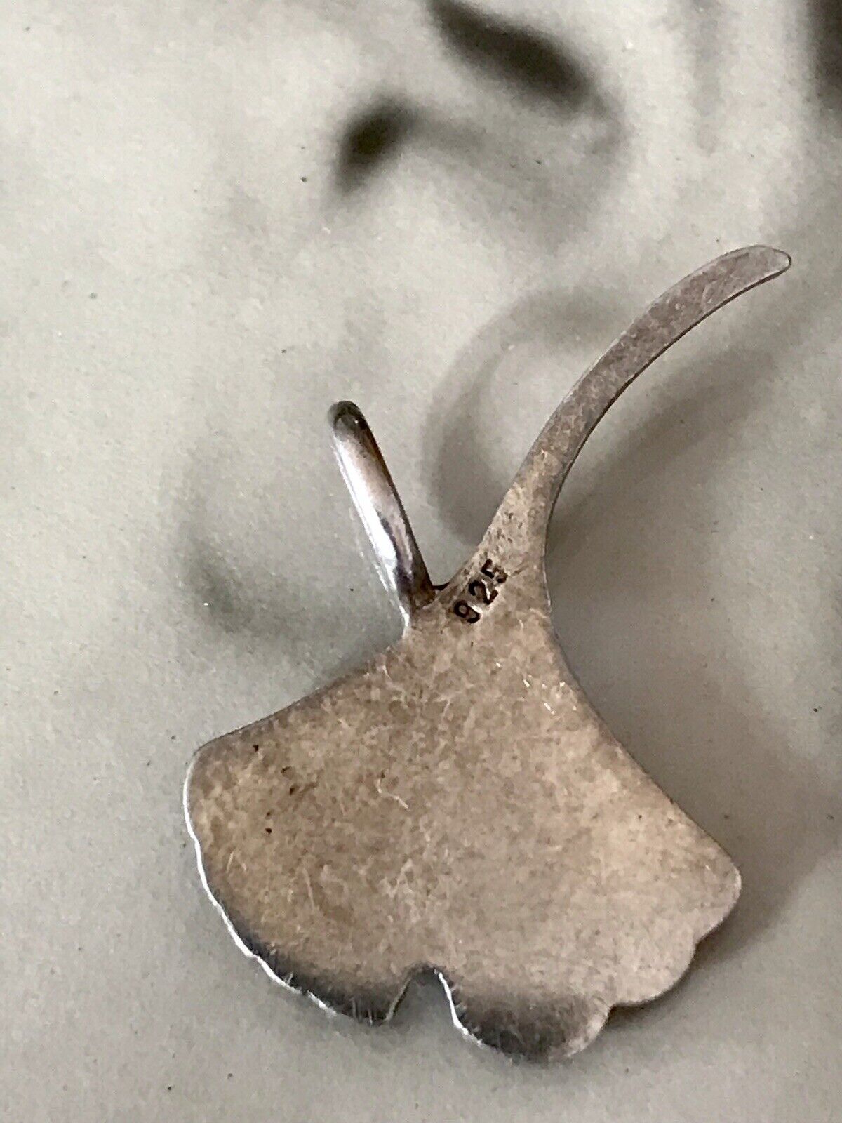 Antik alt Anhänger Kettenanhänger 925 Silber Gingko Blatt EDEL