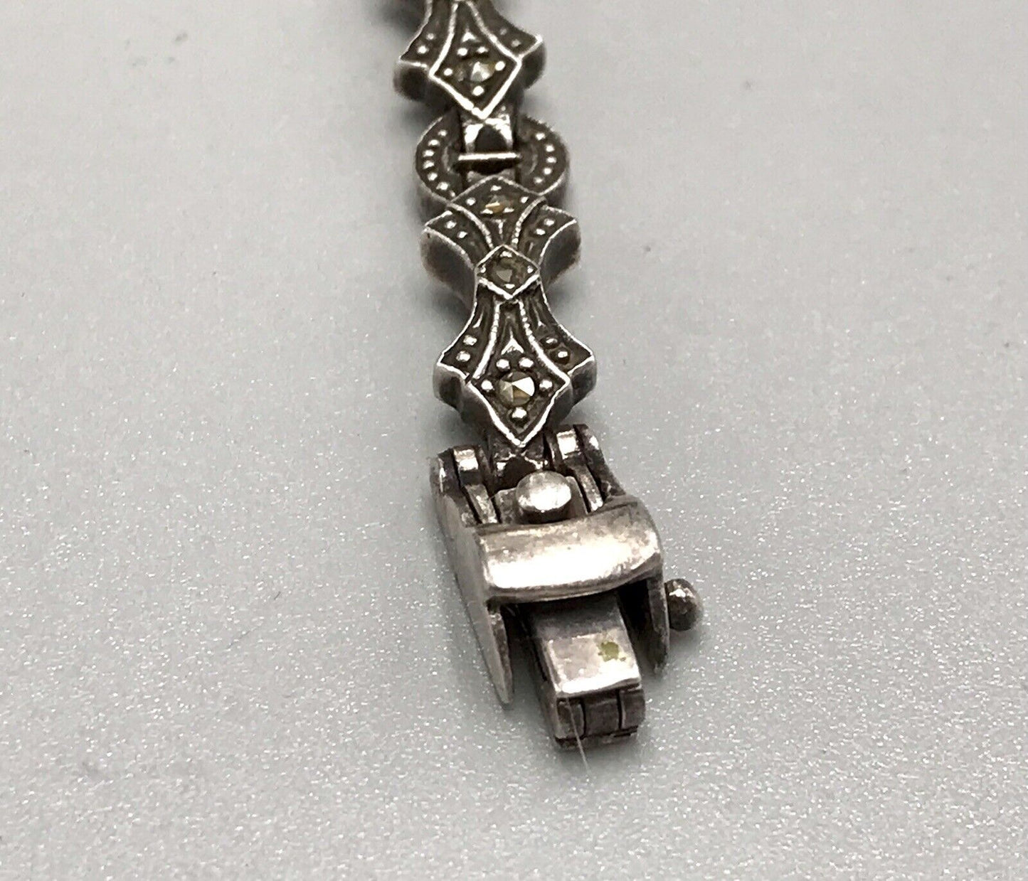 Vintage EDEL!!! Art Déco Stil 925 Silber Armbanduhr Damen Markasite wundervoll!