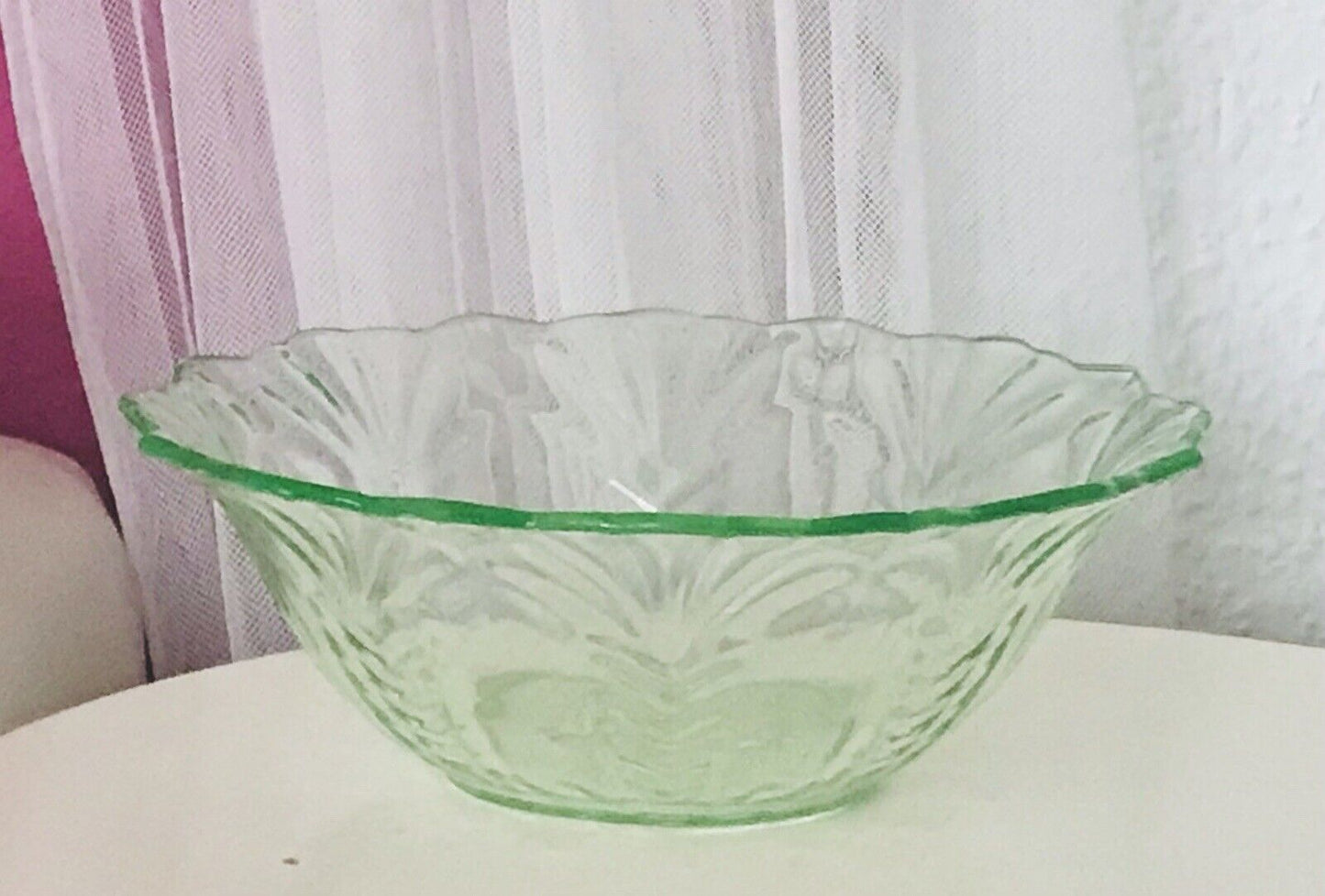 Antik Art Déco grün Uranglas Pressglas Schale Glas