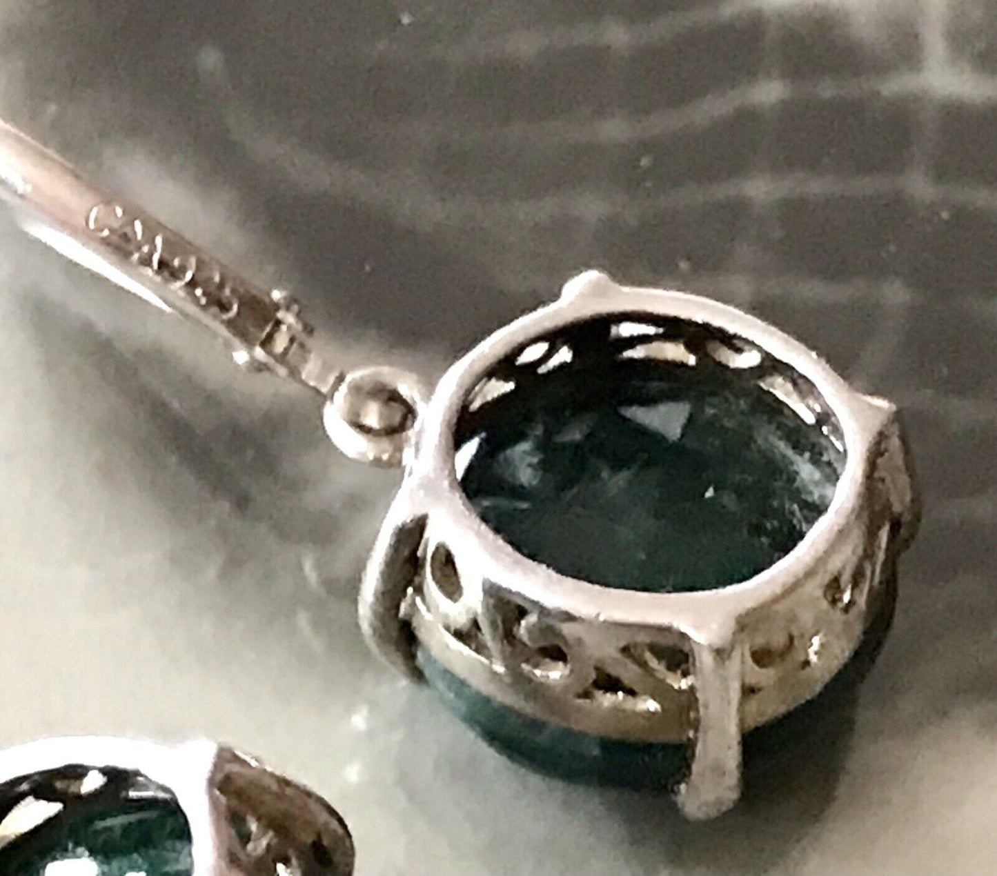 Alt Vintage Ohrringe Ohrhänger DAMEN Silber grüner Stein Onyx?