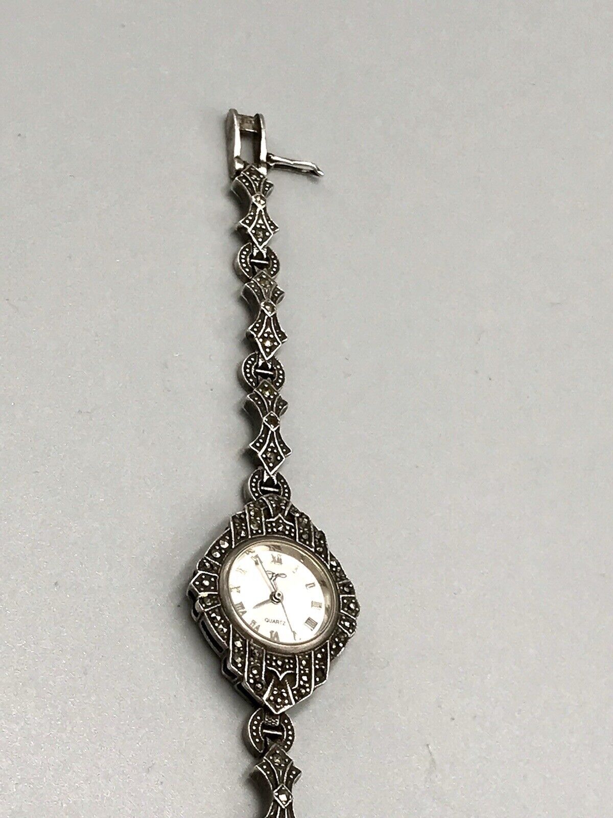 Vintage EDEL!!! Art Déco Stil 925 Silber Armbanduhr Damen Markasite wundervoll!