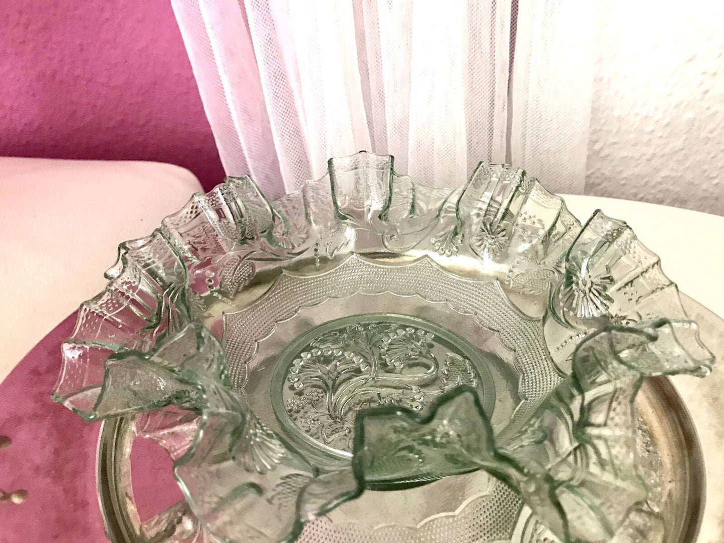 Antik Jugendstil gewellter Serviettenrand Pressglas Schale Glas so schön! grün