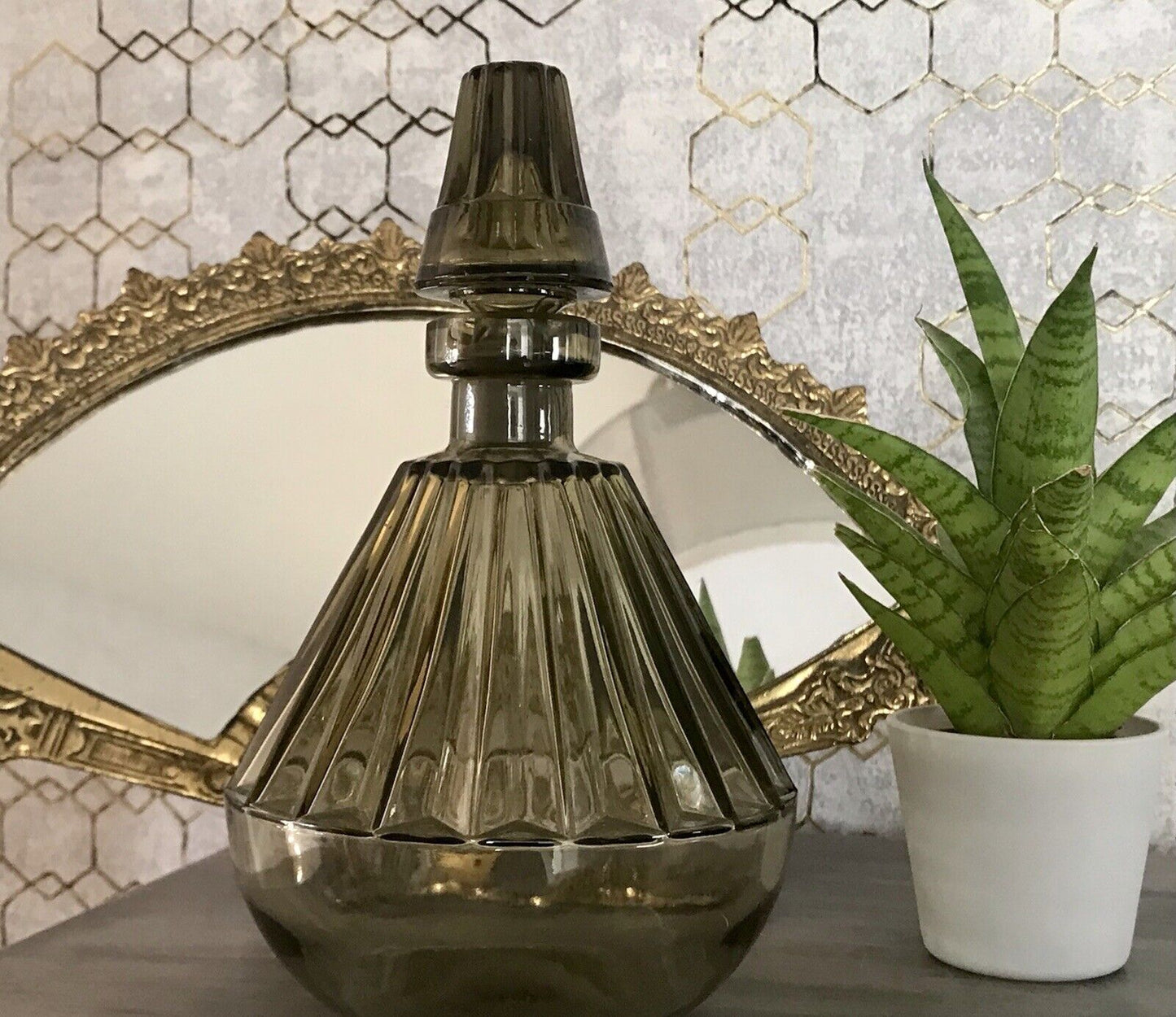 Antik Art Déco Bauhaus Glas Karaffe Dekanter Rauchglas wundervoll