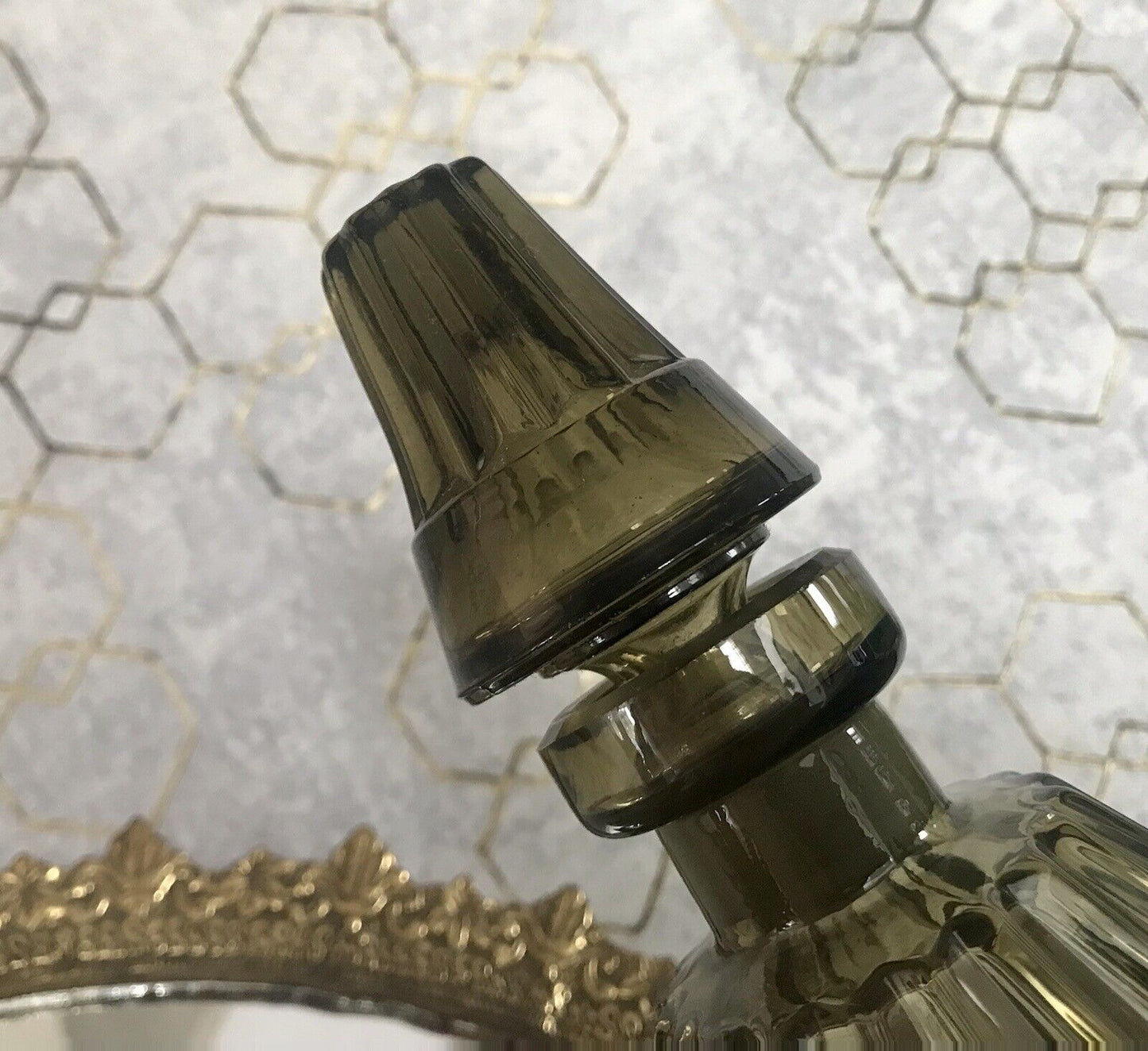 Antik Art Déco Bauhaus Glas Karaffe Dekanter Rauchglas wundervoll