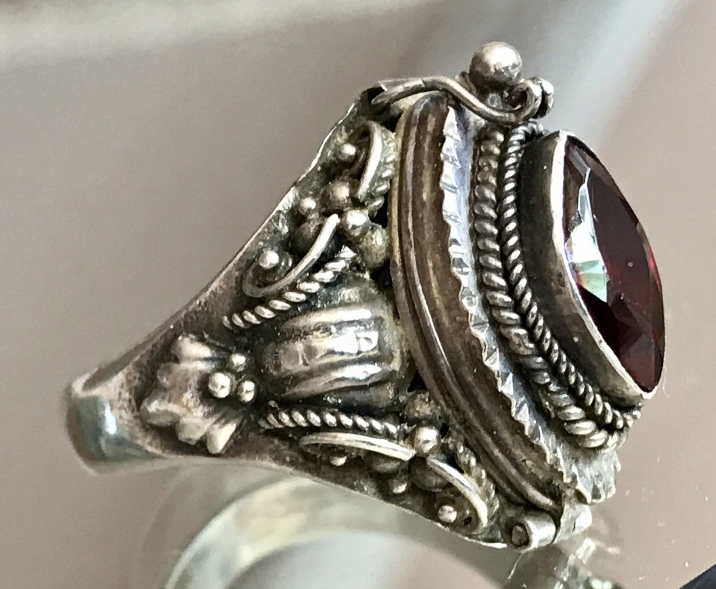 Vintage Edel Granatstein? DAMEN Giftring RING Silber 925 Gr.57