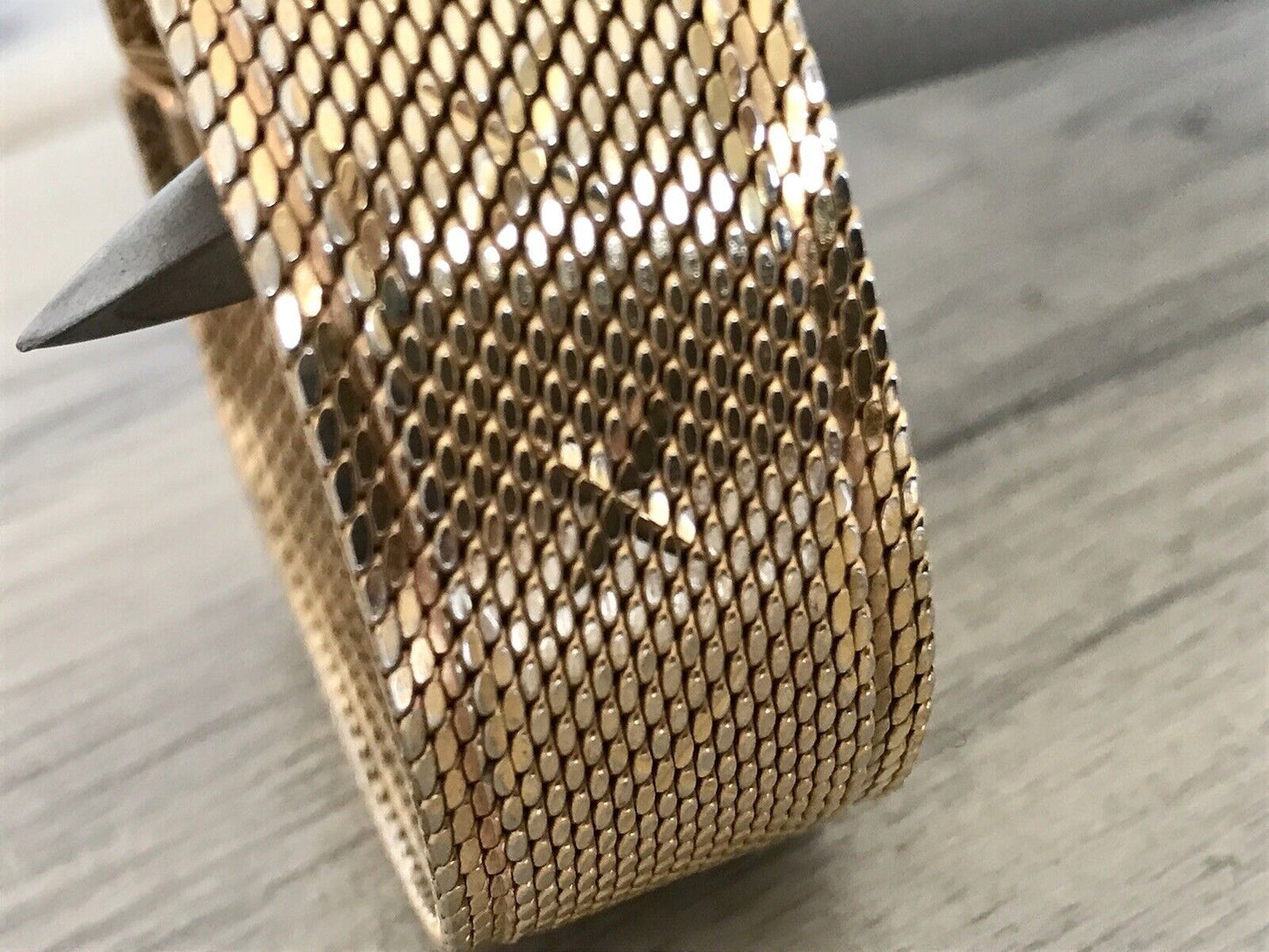 Vintage wunderschönes breites Teppicharmband Armband vergoldet