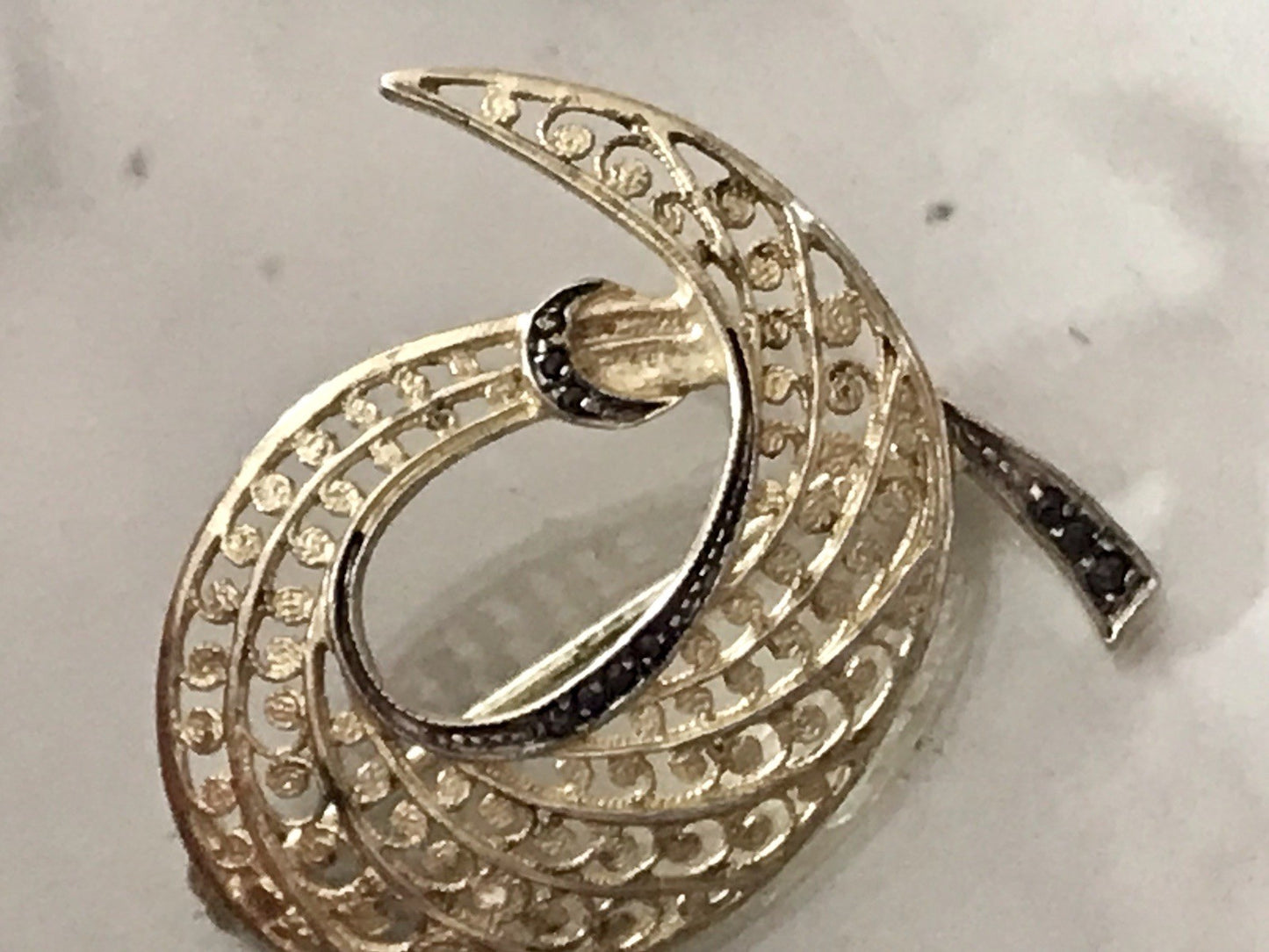 Vintage prachtvoll filigran Brosche Silber 835 Markasite vergoldet Art Déco Stil