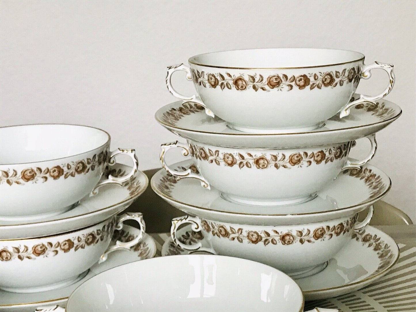 Vintage Porzellan Tafelservice Fürstenberg 12 Suppentassen weiß braun gold