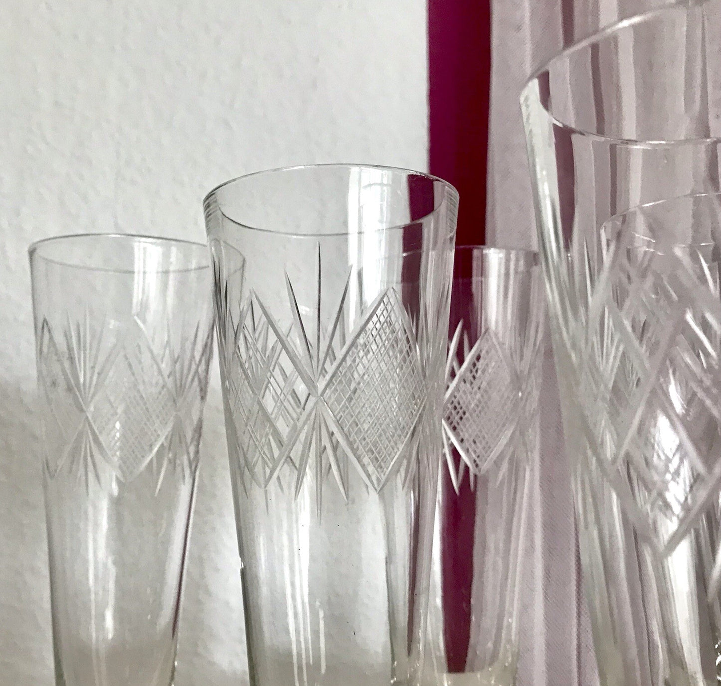 Antik 6x Fußbecher Fußrand-Becher mundgebl. Pokalgläser Kristallglas? Schliff