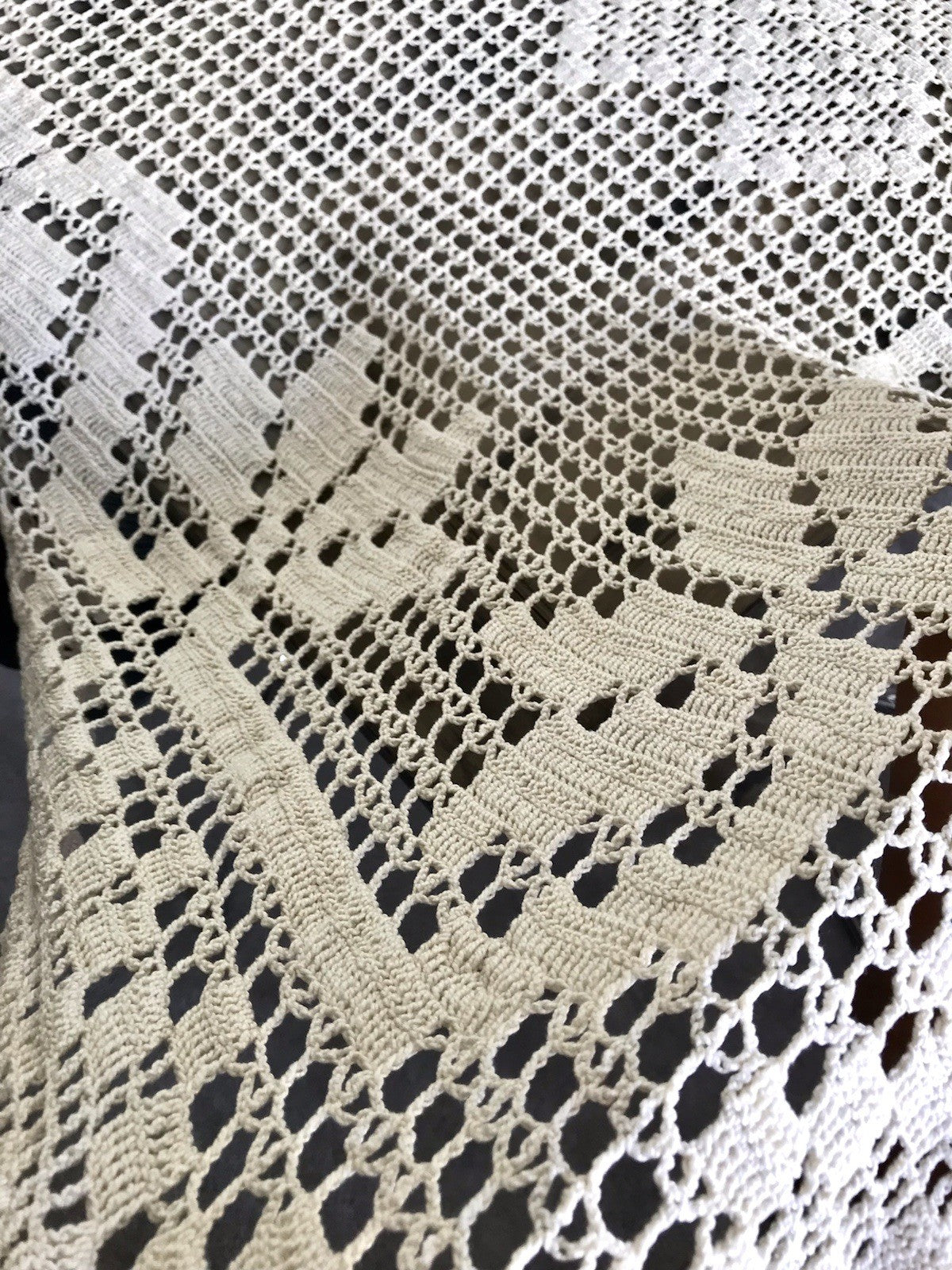 Antik Häkelspitze Tischdecke gehäkelt Creme Baumwolle Spitze Landhaus 170x145