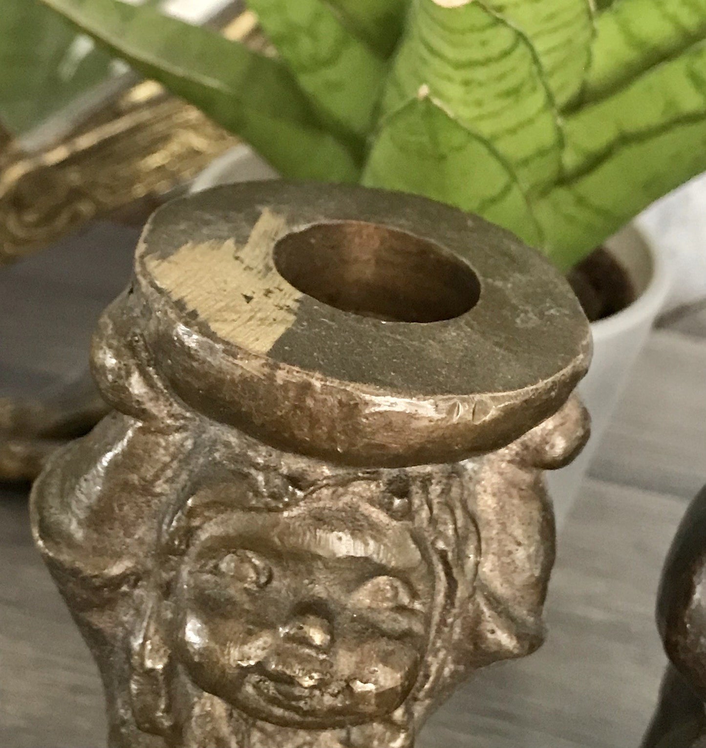 Vintage Bronze Leuchter Kerzenständer Figur Kind Skulptur Limpke Mädchen Schale