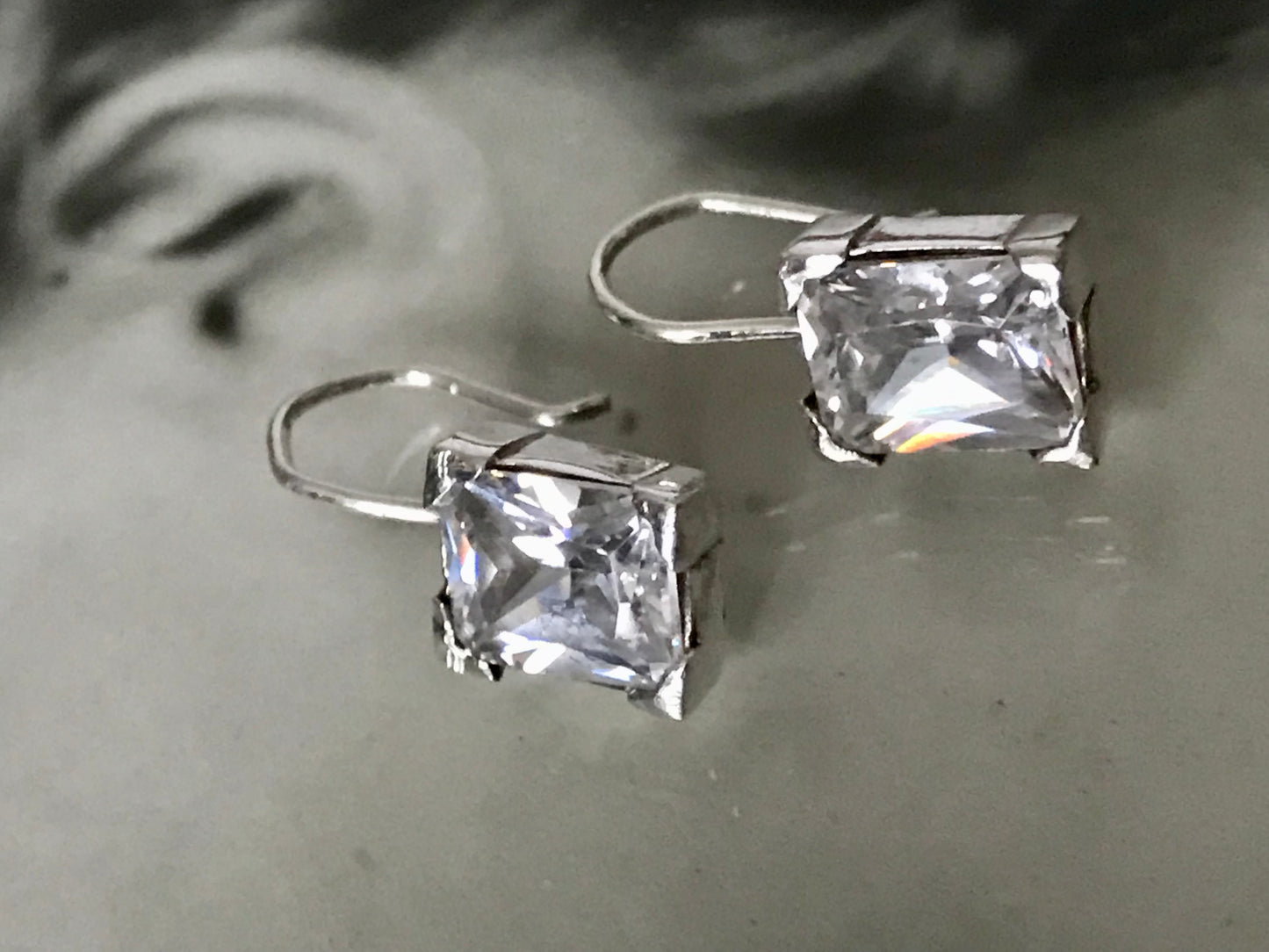 Alt Vintage Ohrringe Ohrstecker Farbloser Stein DAMEN Silber