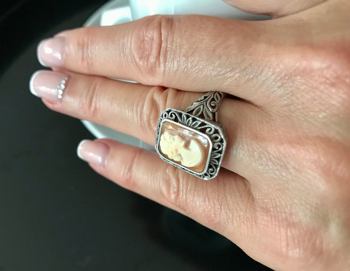 Antik Art Déco Jugendstil Edel DAMEN RING Silber Muschelgemme Cameè Gr. 62