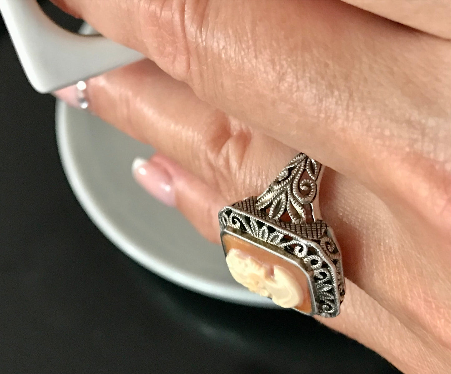 Antik Art Déco Jugendstil Edel DAMEN RING Silber Muschelgemme Cameè Gr. 62