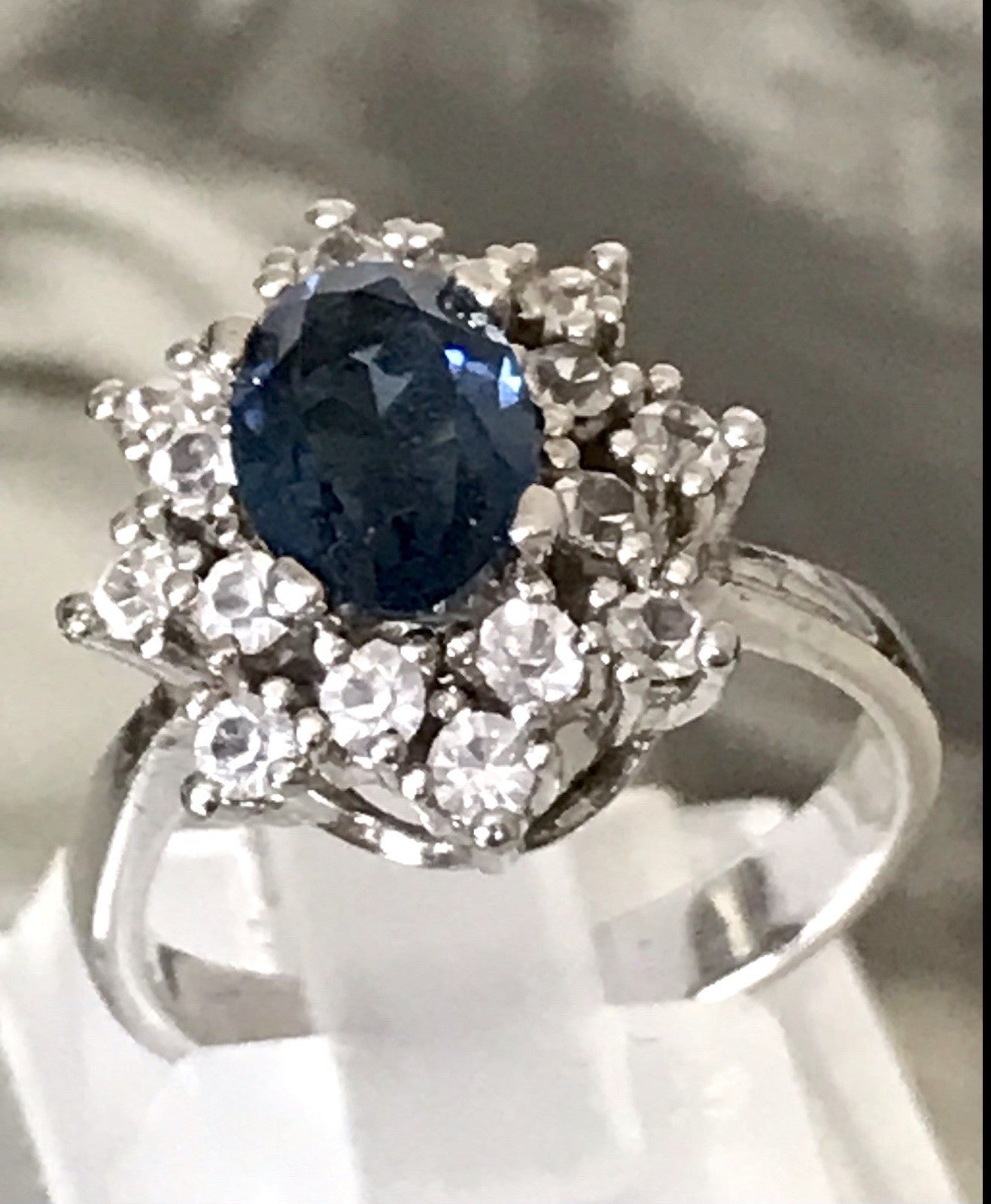 Vintage Entourage Halo Ring farblose Steine & Saphir Silber 925  ~Gr.52