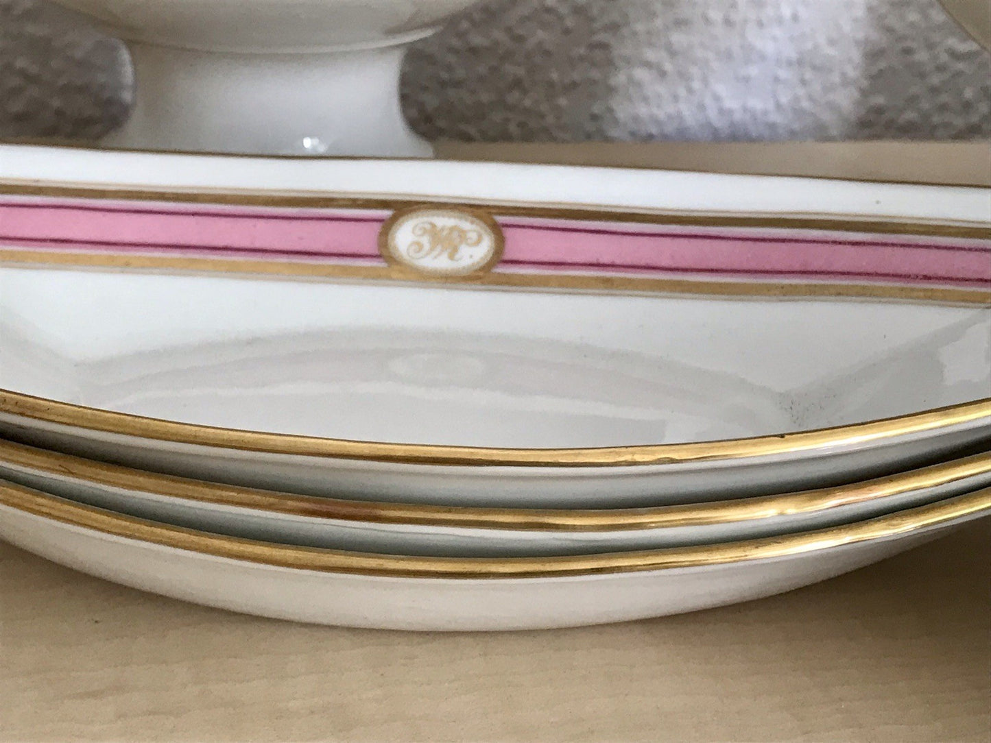 Antik Biedermeier Porzellan 1 Schiffchen Schale  ~1845 Ligatur Monogramm JR