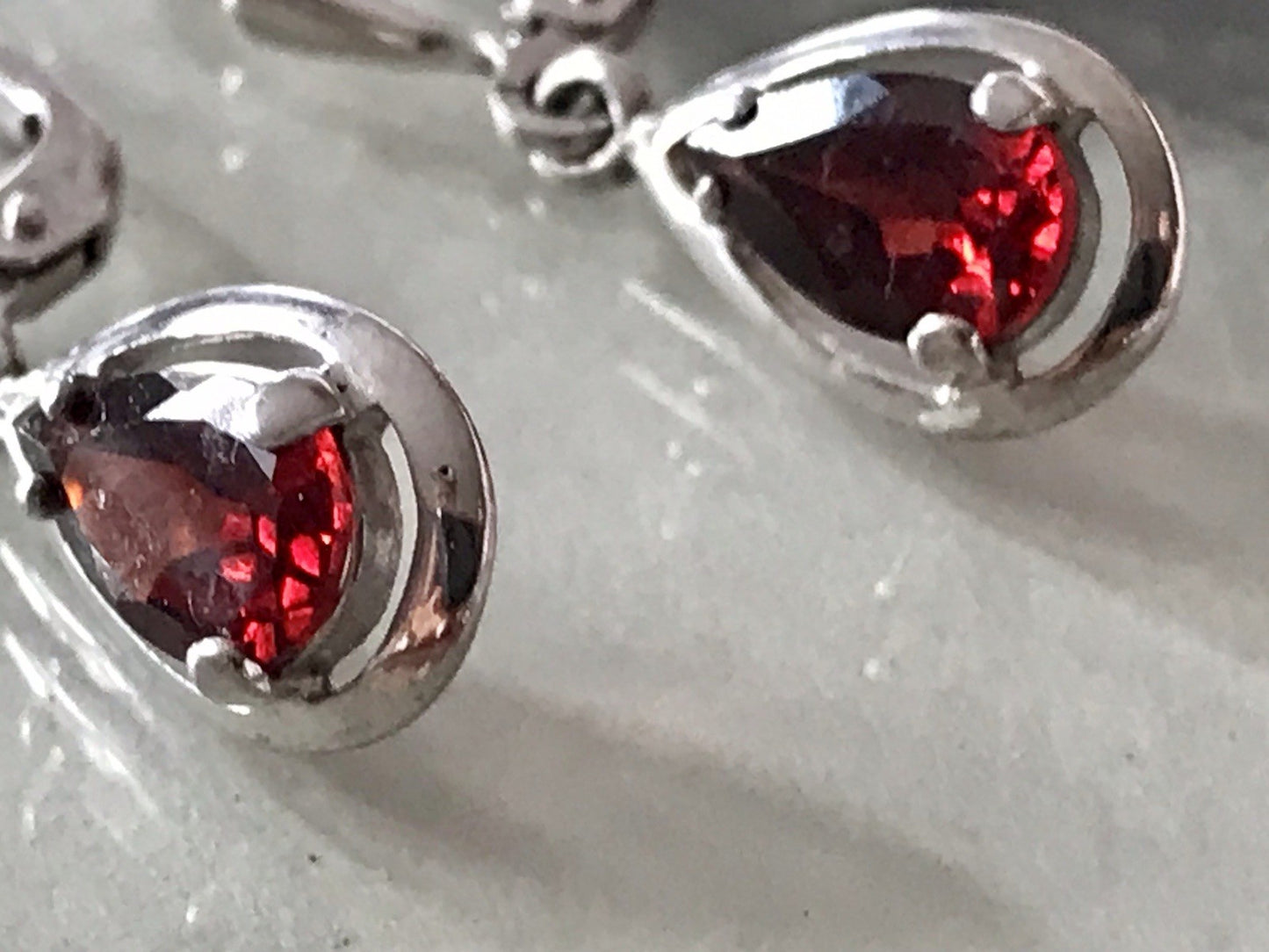 Vintage Ohrhänger Ohrringe DAMEN Silber 925 rote Steine