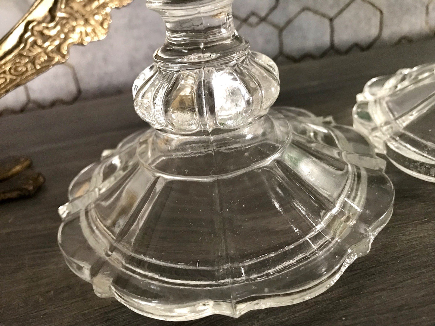 Antik Art Déco 2x Kerzenleuchter Leuchter Kerzenständer Pressglas Glas