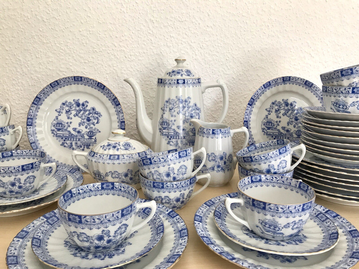 Edel Vintage Porzellan Kaffeeservice 12 Pers. Seltmann Weiden &andere China blau