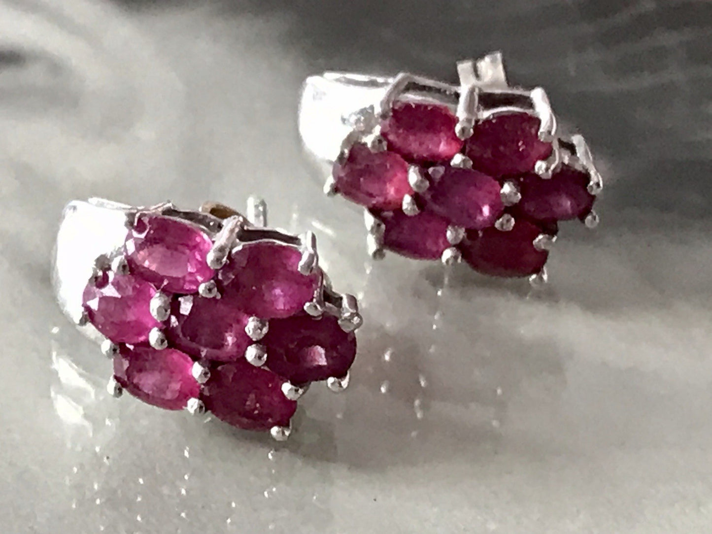 Vintage Ohrringe 925 Silber rubinrote Steine Rubine?
