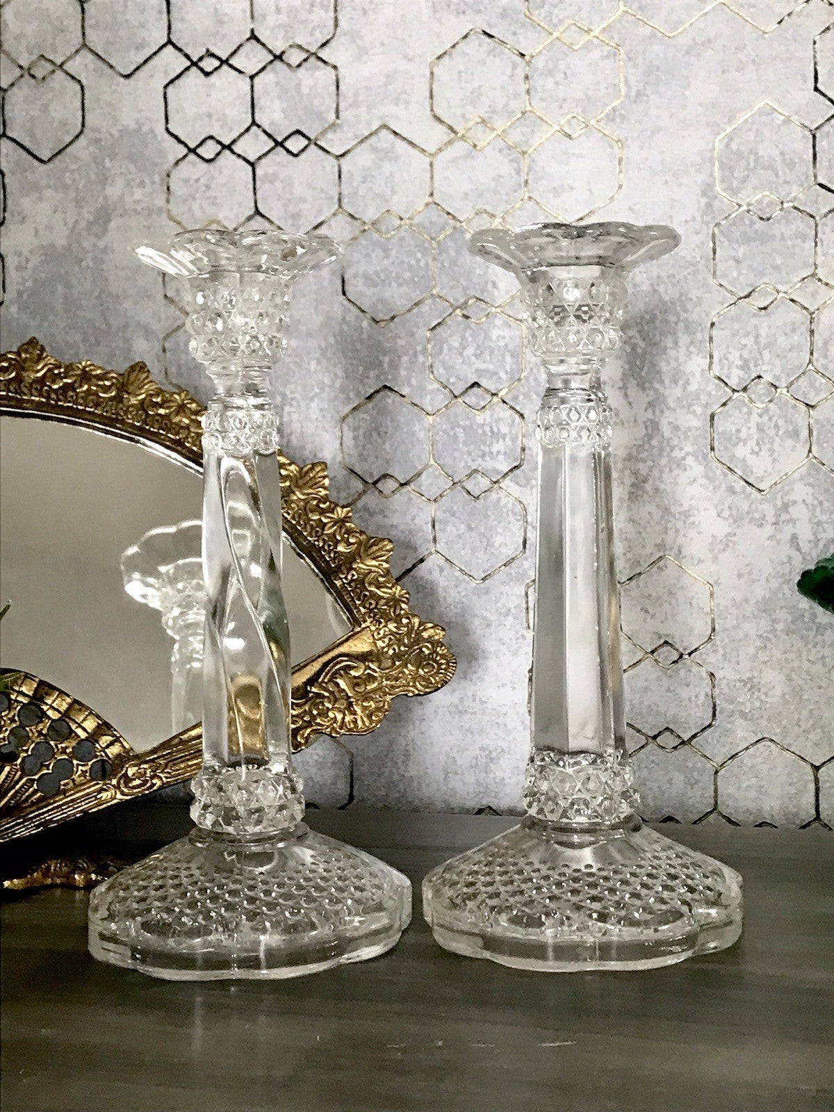 Antik Art Déco 2x Kerzenleuchter Leuchter Kerzenständer Pressglas Glas