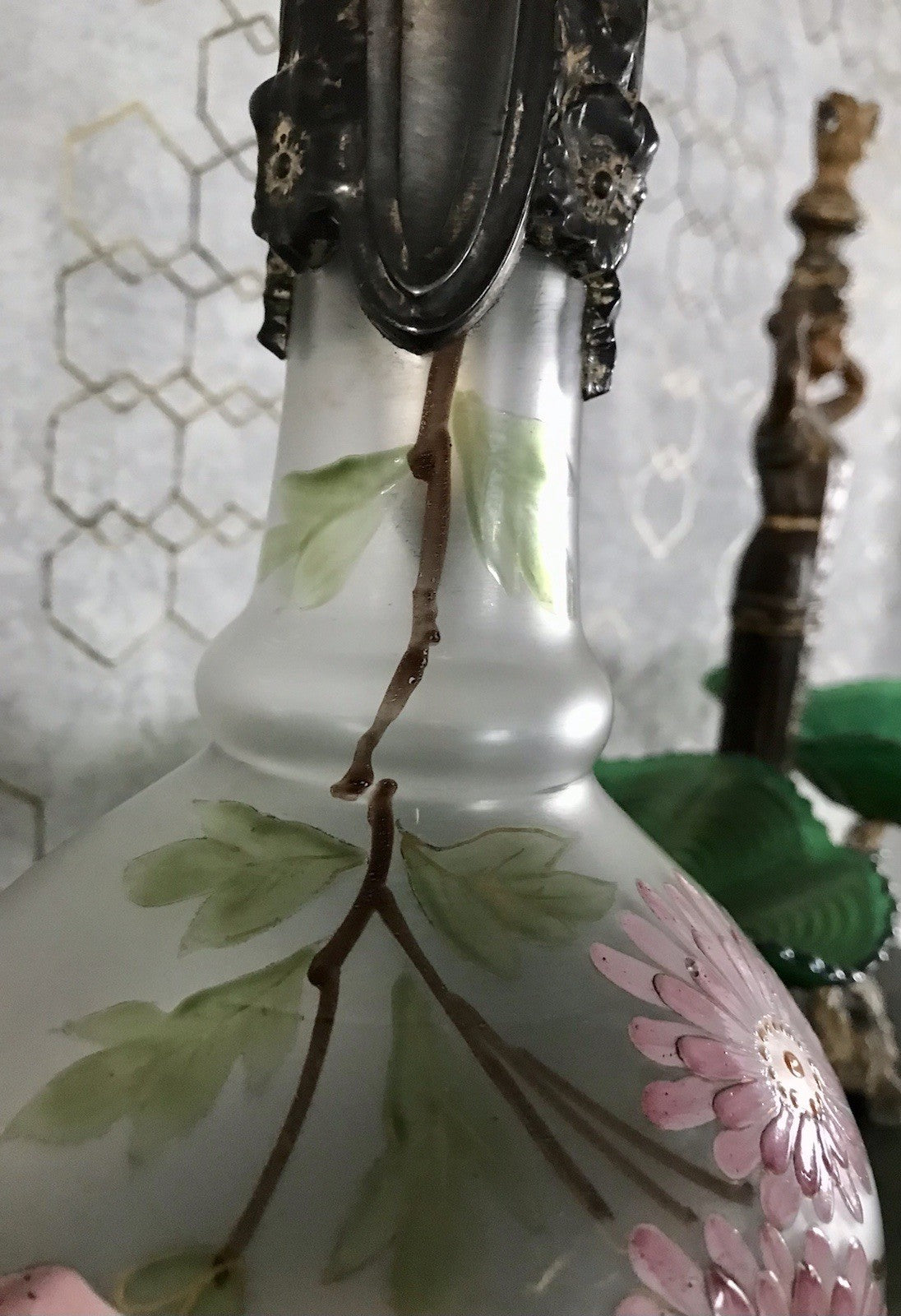 Antik Legras Karaffe Dekanter Schankkrug Glas versilbert Montur bemalt