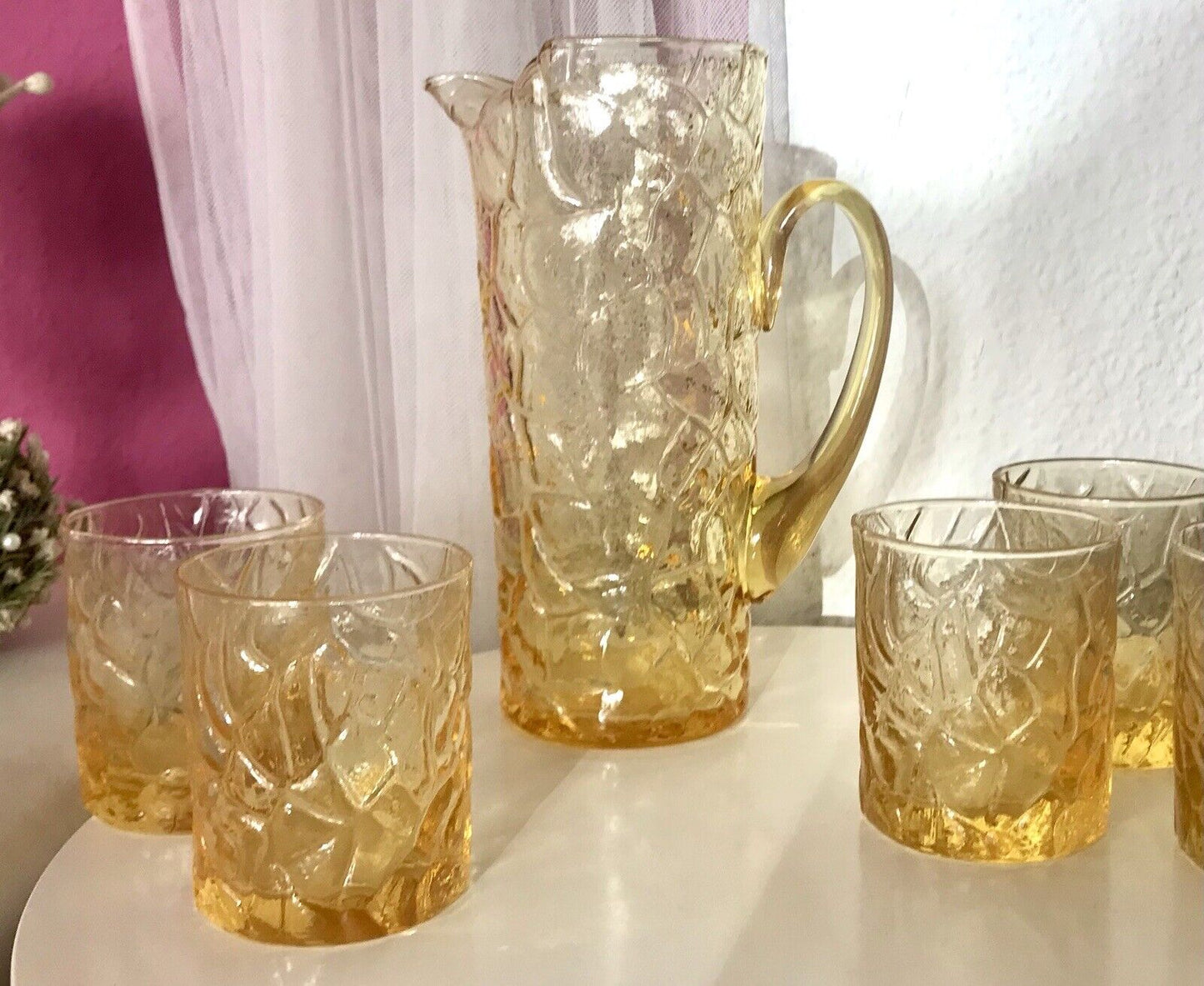 Vintage Designer 60er 70er Krug Kanne Karaffe 5 Becher gelb Glas Reptil Struktur