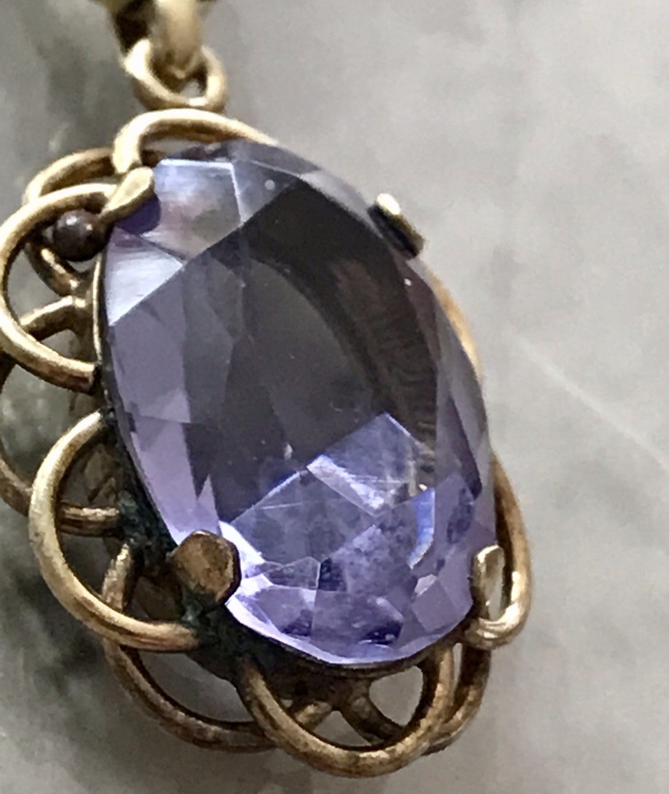 Alt Vintage Edel Kette & Anhänger lila Stein Amethyst? vergoldet Amerik. Doublè