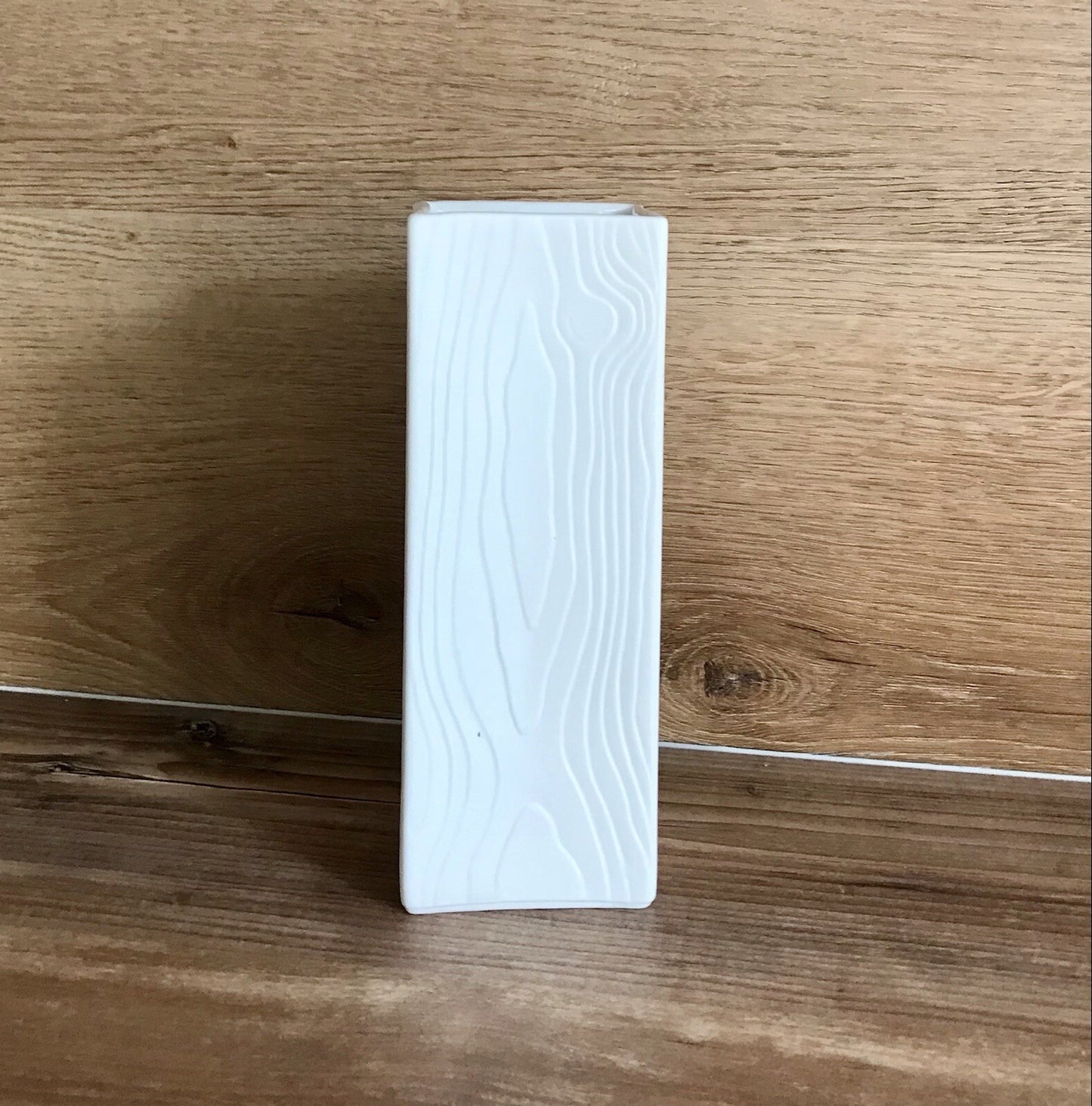 Vintage 60er Bisquit Porzellan Vase OpArt Seltmann Bavaria Holstruktur weiß