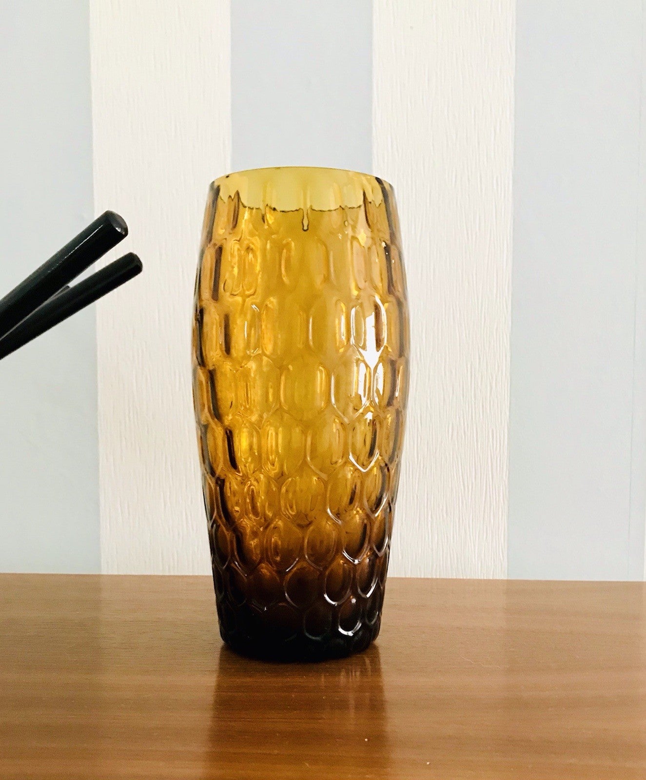 Vintage 60er Jahre MCM Glasvase Vase Glas Design Bernstein gelb Wabenmuster