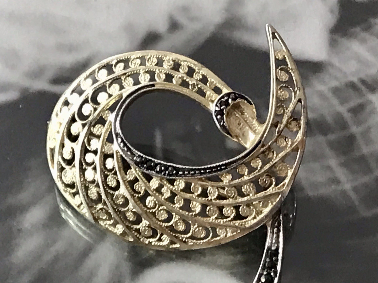 Vintage prachtvoll filigran Brosche Silber 835 Markasite vergoldet Art Déco Stil