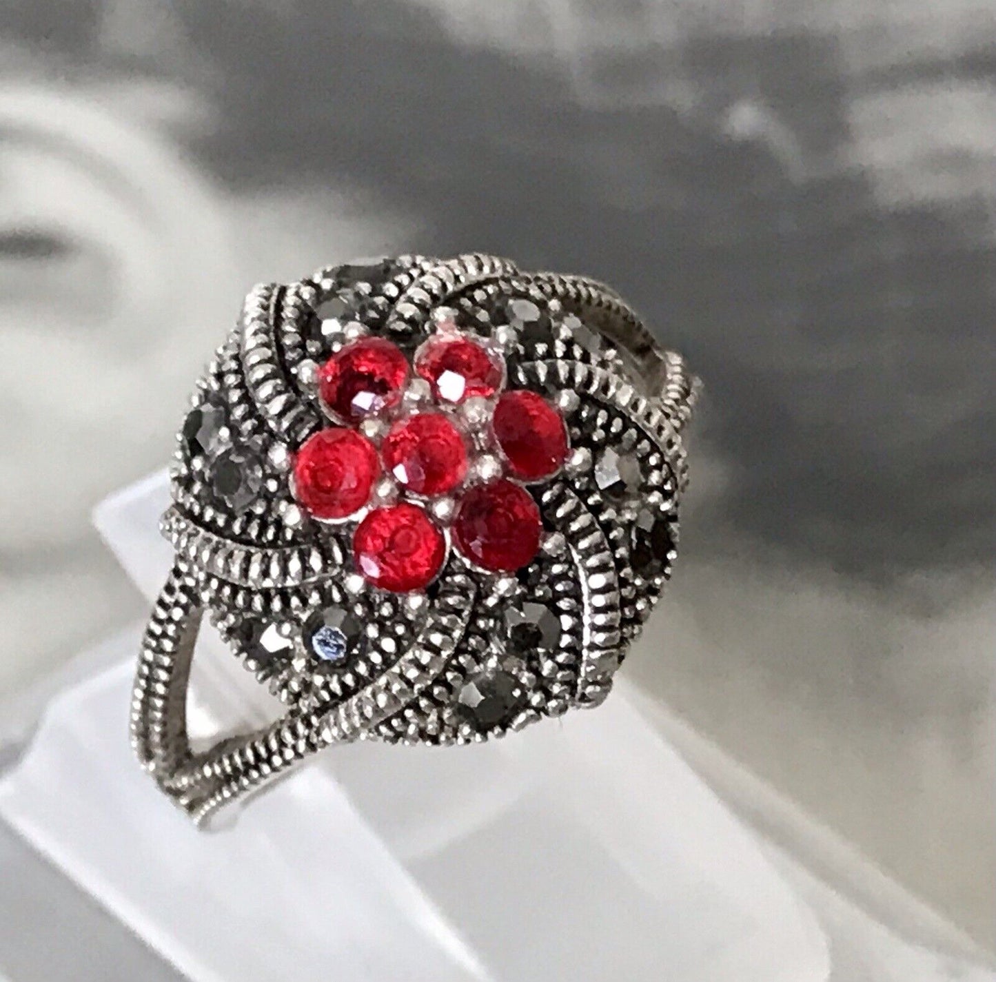 Alt antikisiert Damen Ring Silber 925 SUPER rote Steine Markasite Gr.55