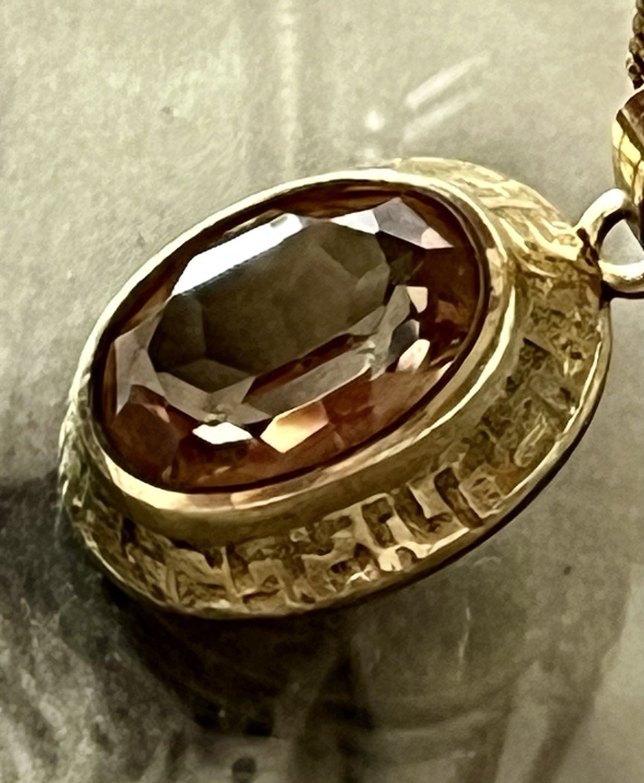 Vintage Halskette mit Änhänger Amerik. Doublè gold Rauchquarz? Sehr SCHÖN K&L