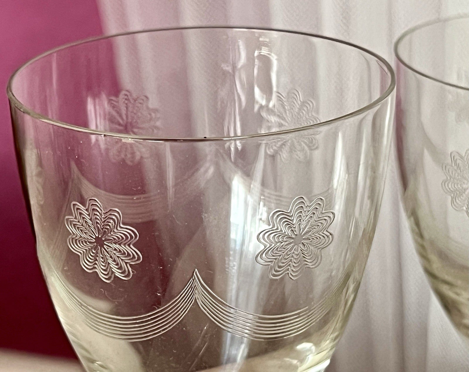 Antik 6 Weingläser Glas So Schön! guillochierte  Borte Edel