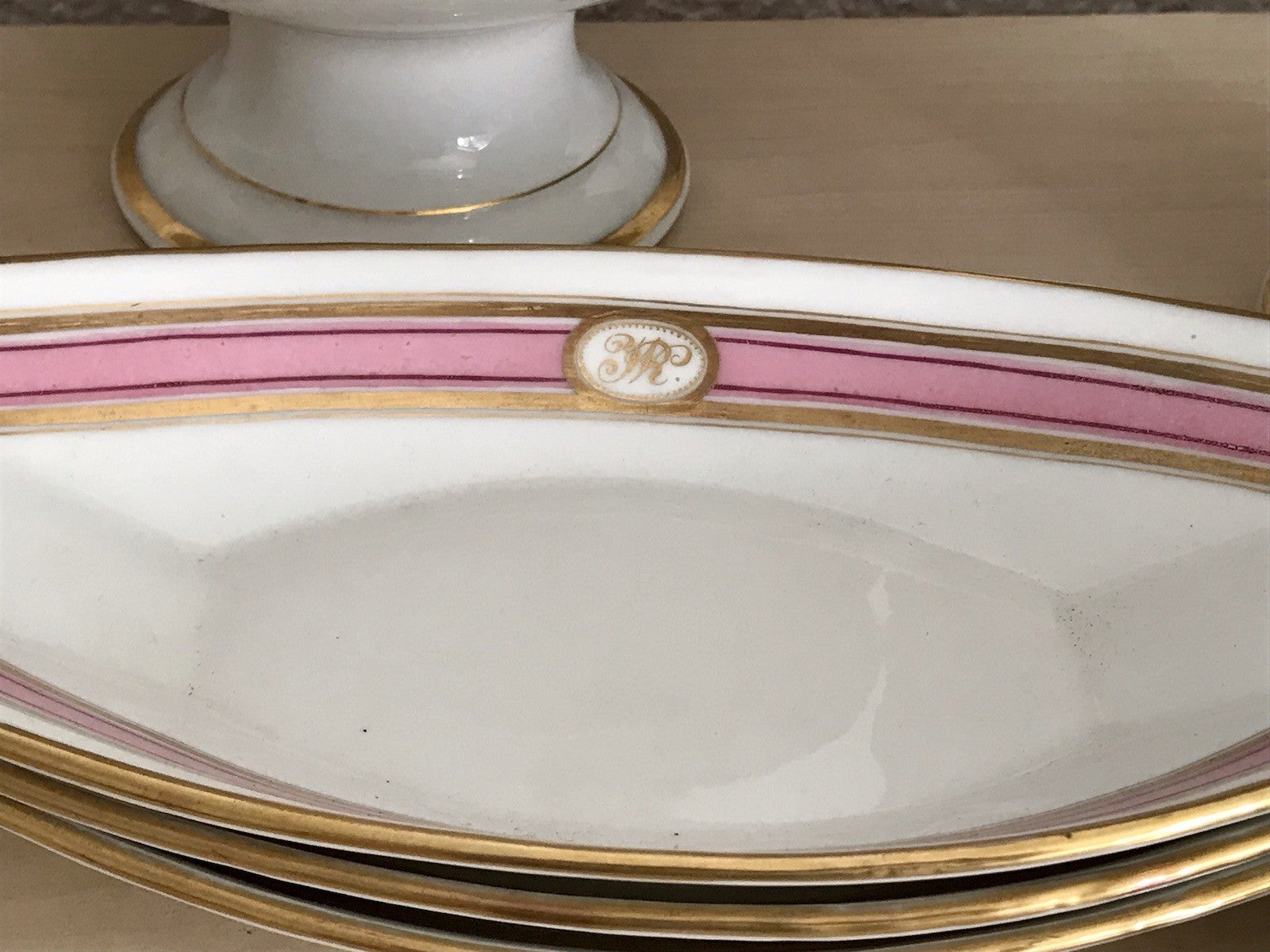 Antik Biedermeier Porzellan 1 Schiffchen Schale  ~1845 Ligatur Monogramm JR