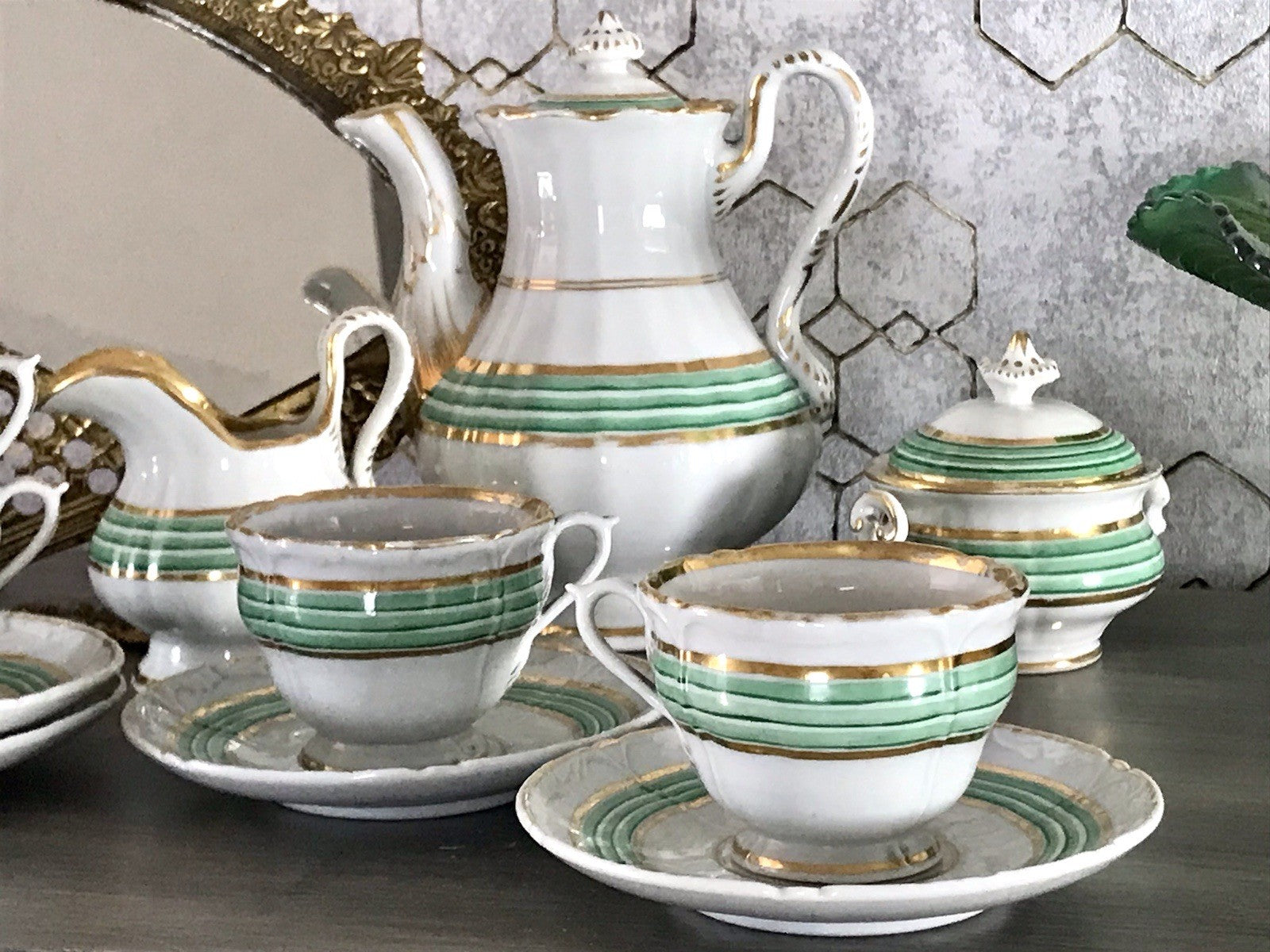 Antik Historismus Porzellan Kaffeeservice Mokkaservice weiß grün Schumann Moabit