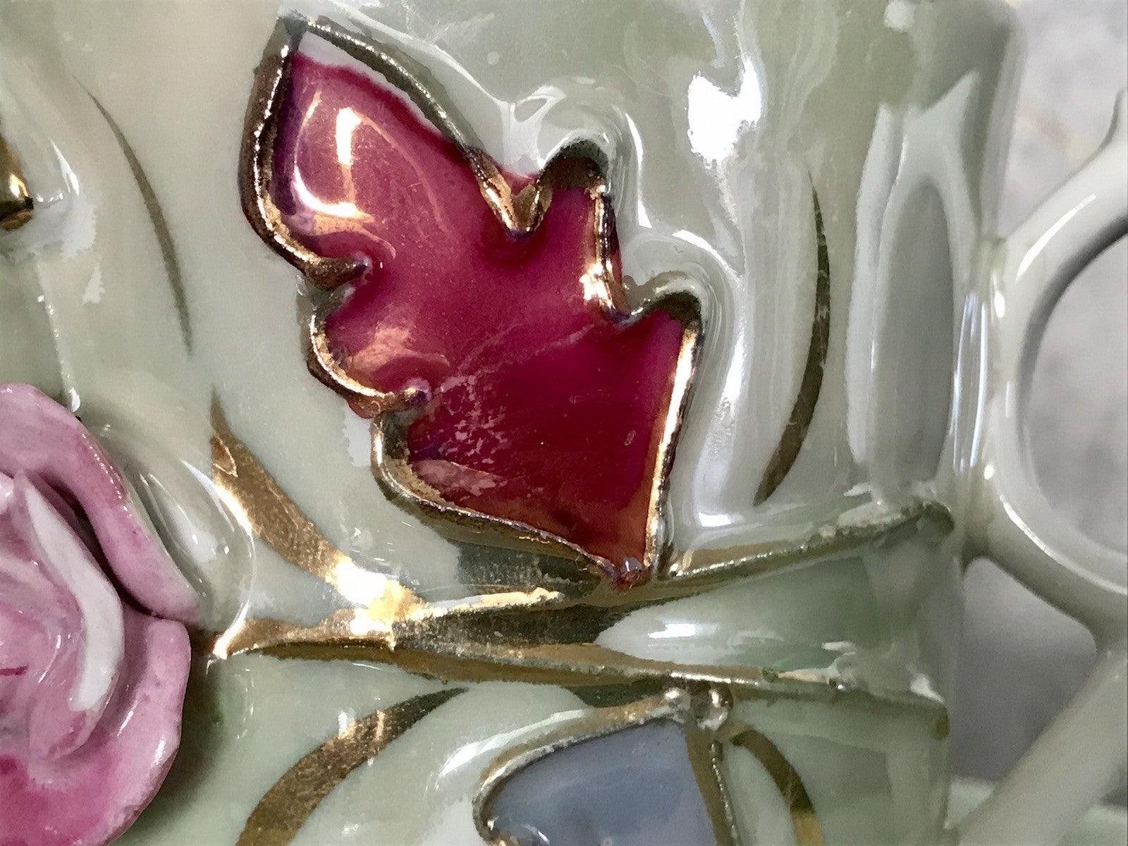 Antik Rosenhäferl Porzellan Andenken Tasse Zum Andenken Stucktasse grün rosa