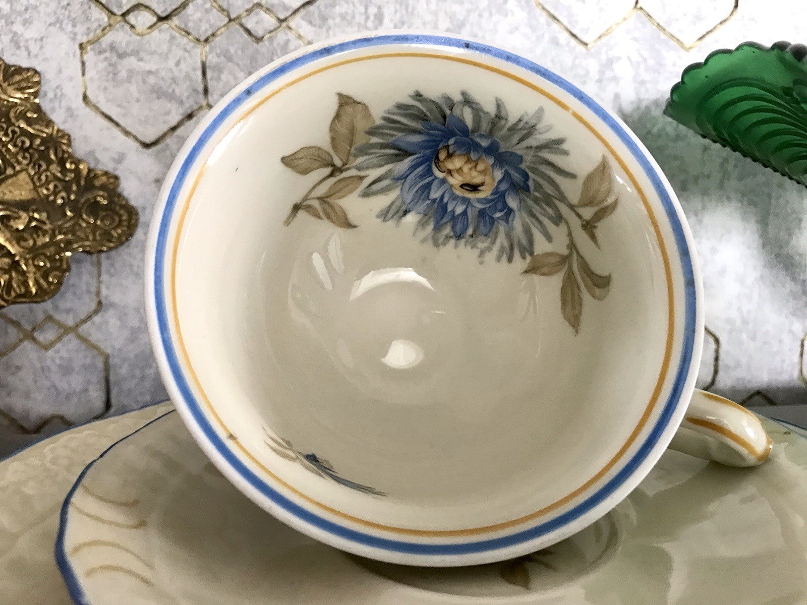 Antik Art Déco Porzellan 1 Kaffee-Gedeck Sammeltasse Distel? Motiv elfenbein