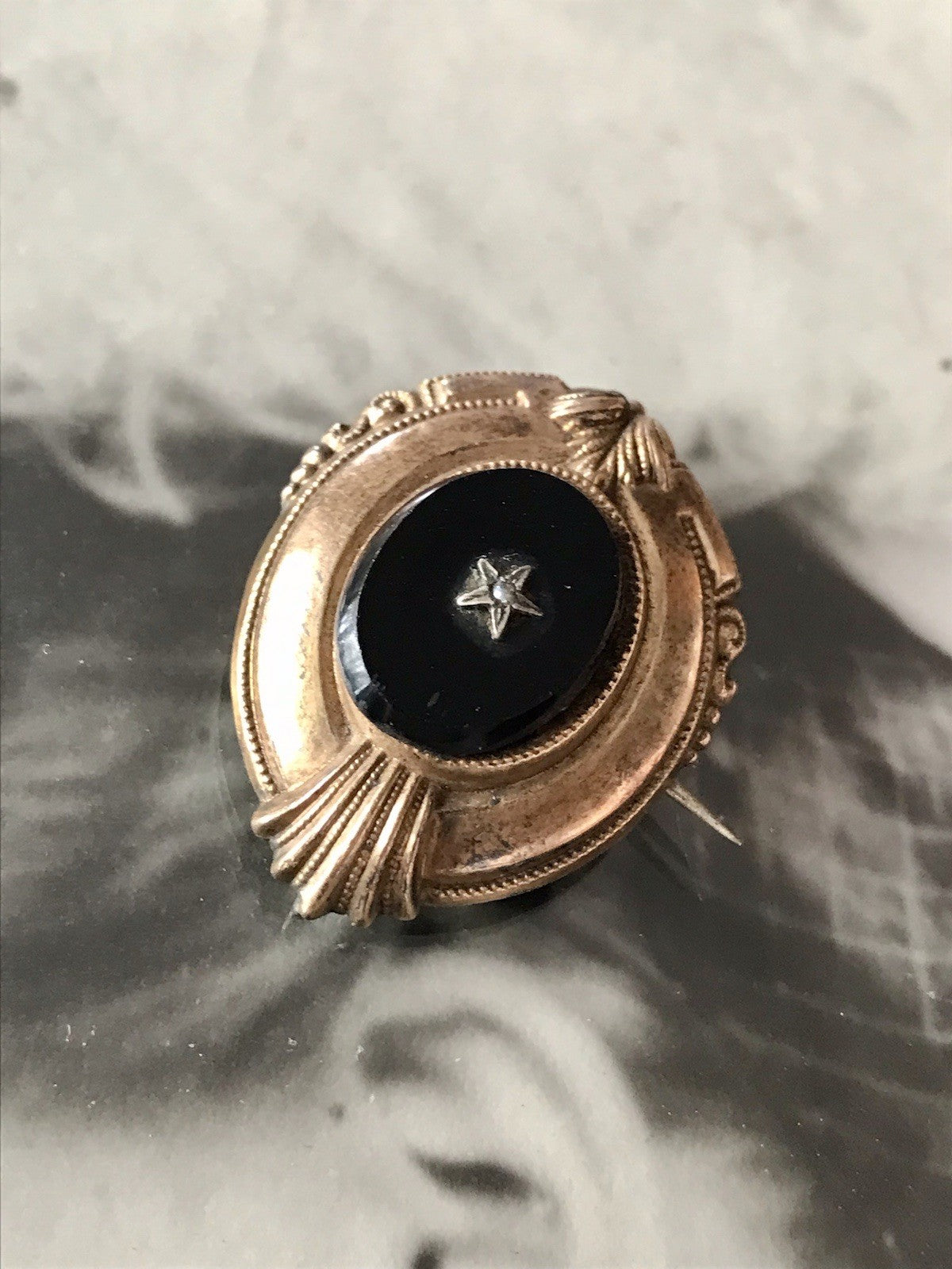 Antik Brosche Walzgold auf Silber gold Anhänger? Schaumgold Doublè Onyx