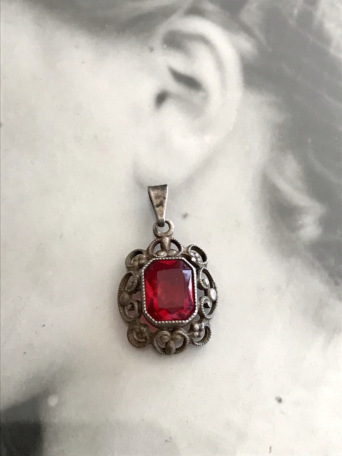 Antik Jugendstil Art Déco Edel Anhänger 835 Silber SUPER Design roter Stein