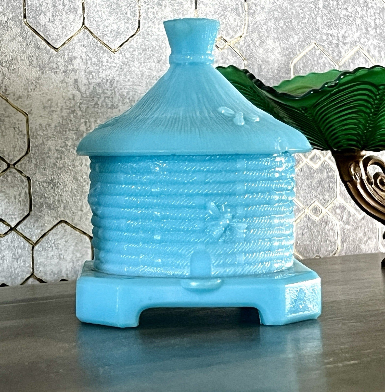Antik Portieux 1900 Bienenstock Glasdose Dose Opalglas Deckeldose blau Pressglas
