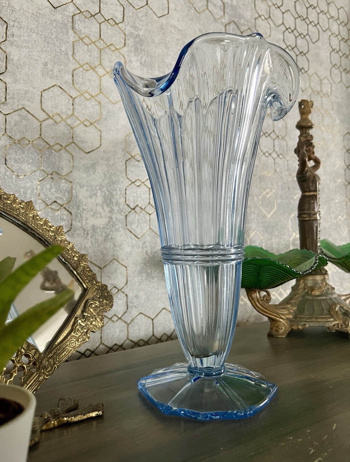 Antik Art Déco 1 GROẞ Bernsdorf Vase Glasvase Pressglas blau Glas RAR! asymmetr.