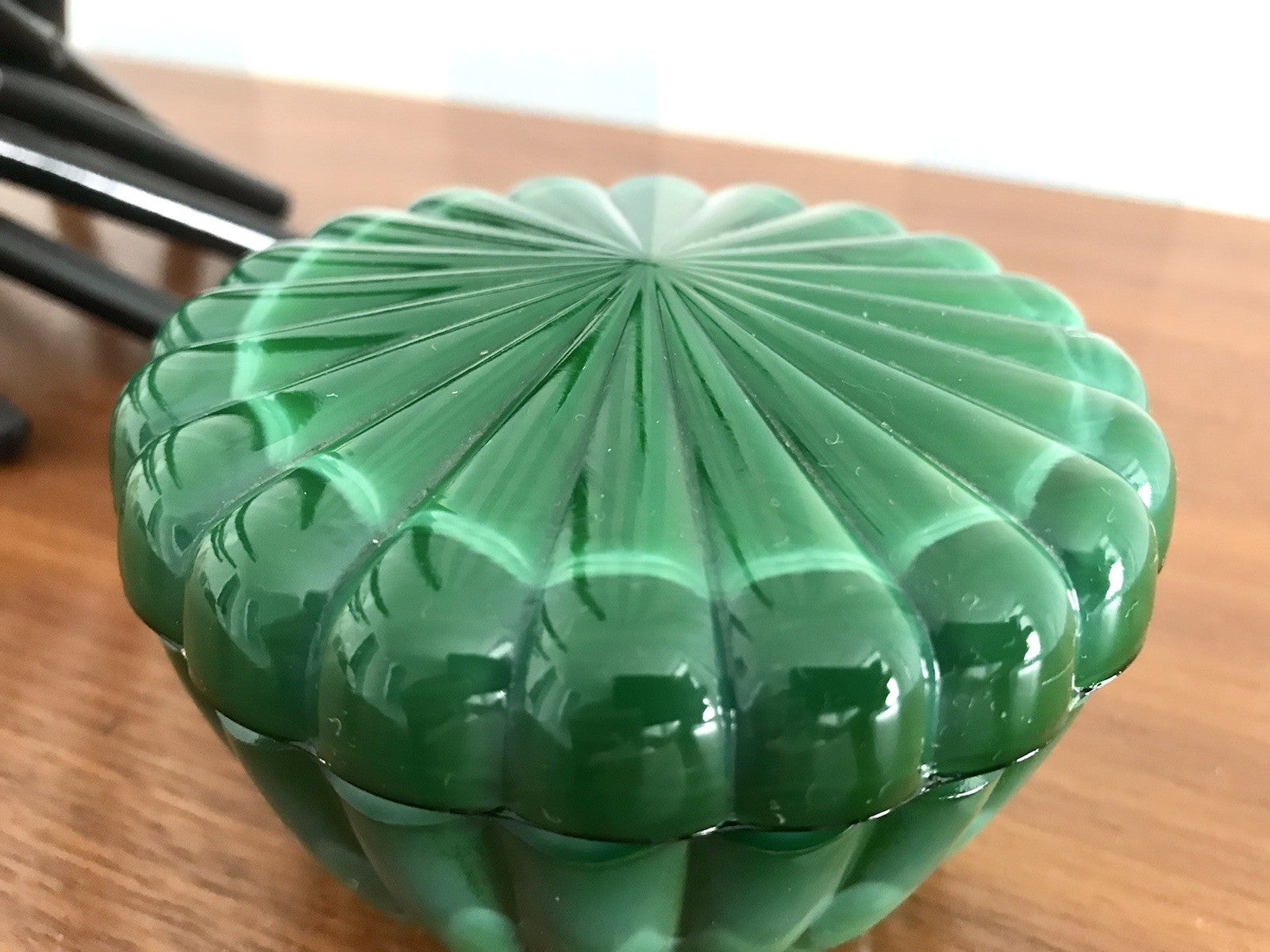 Antik Art Déco Glas Glasdose Deckeldose Glas Malachitglas Böhmen